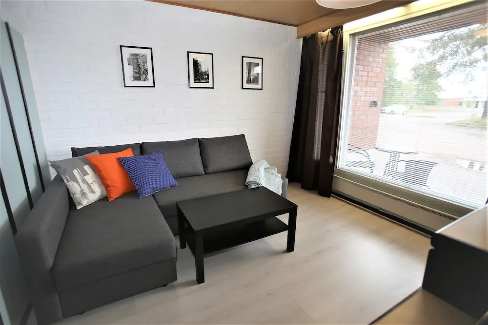 Leikari Seal La Vie Bungalows