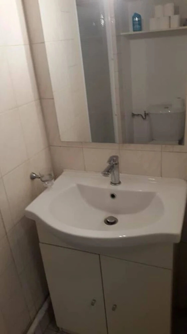 Studio in Villeneuve-loubet, With Wifi - 300 m From the Beach