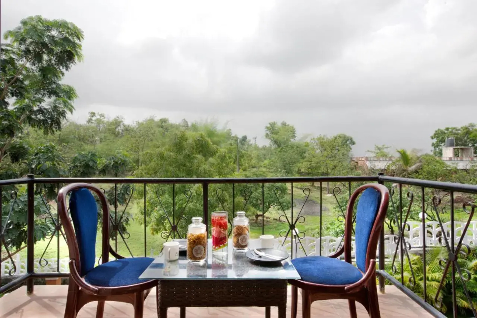 SaffronStays Nithyam