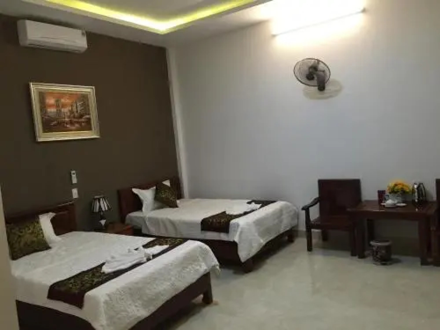 Hoa Lu Hotel