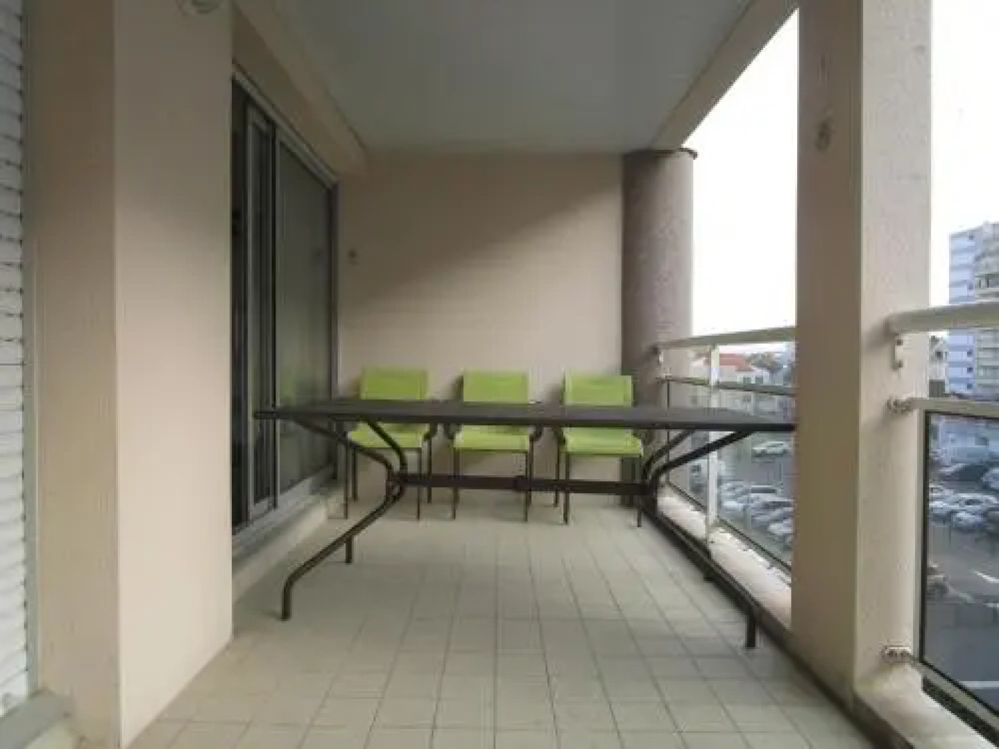 Rental Villa Place Guynemer