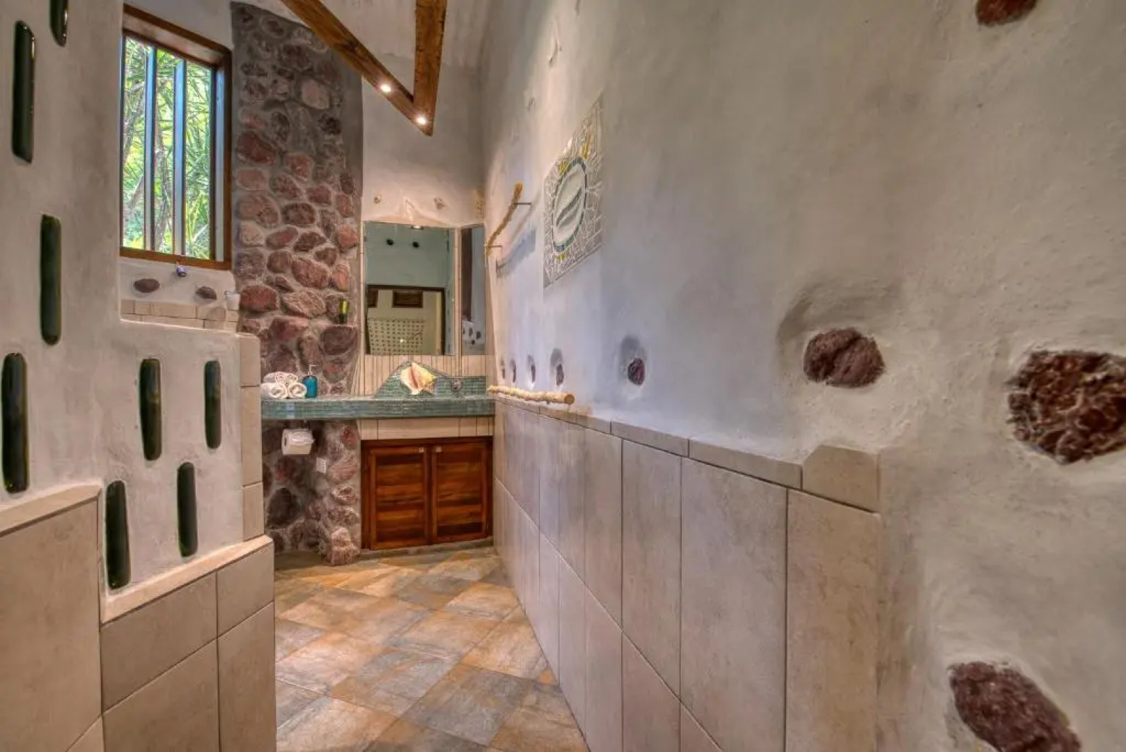 Omega Tours Adventure Company & Eco Jungle Lodge