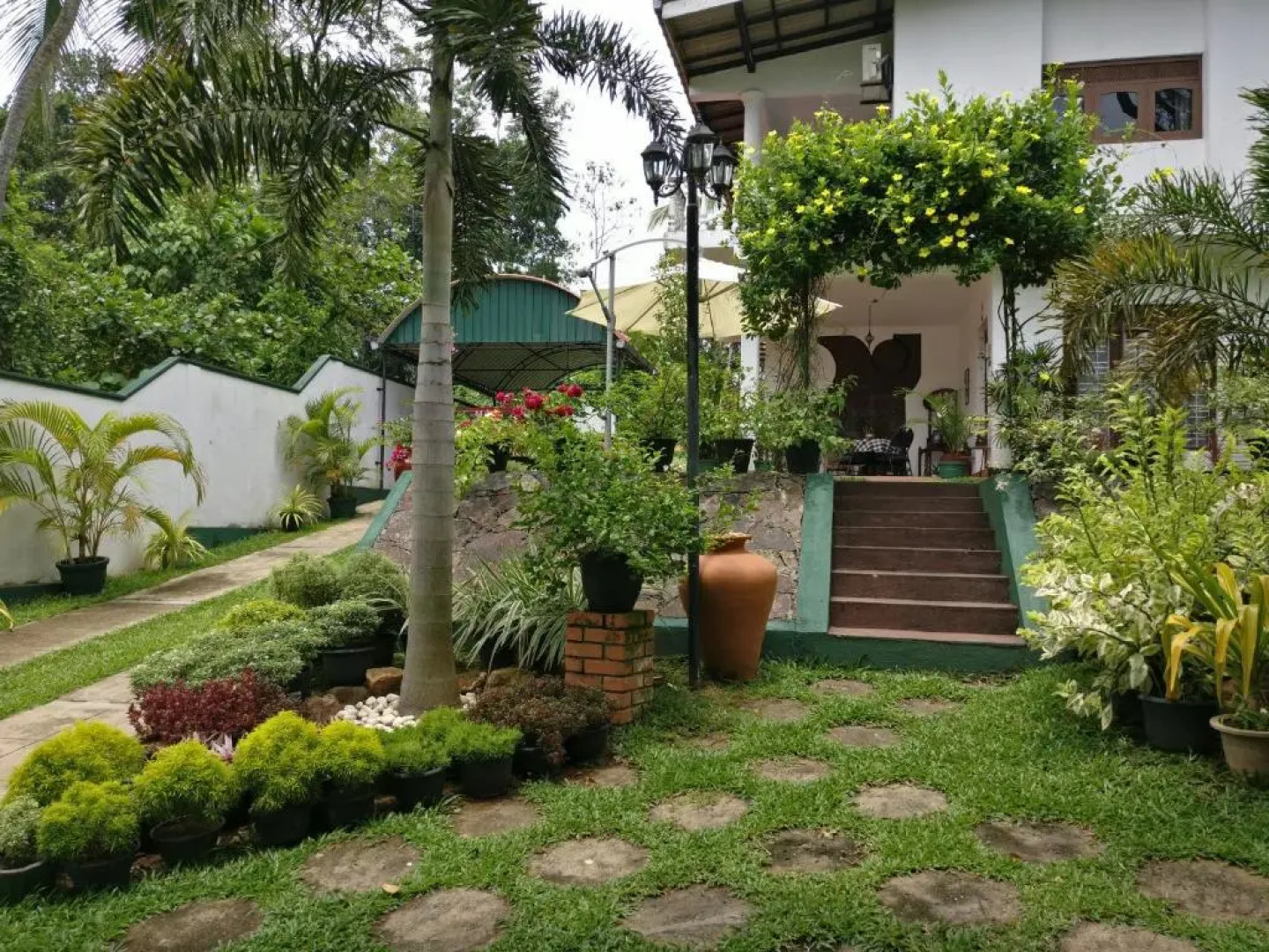 Samanala Garden Holiday Home