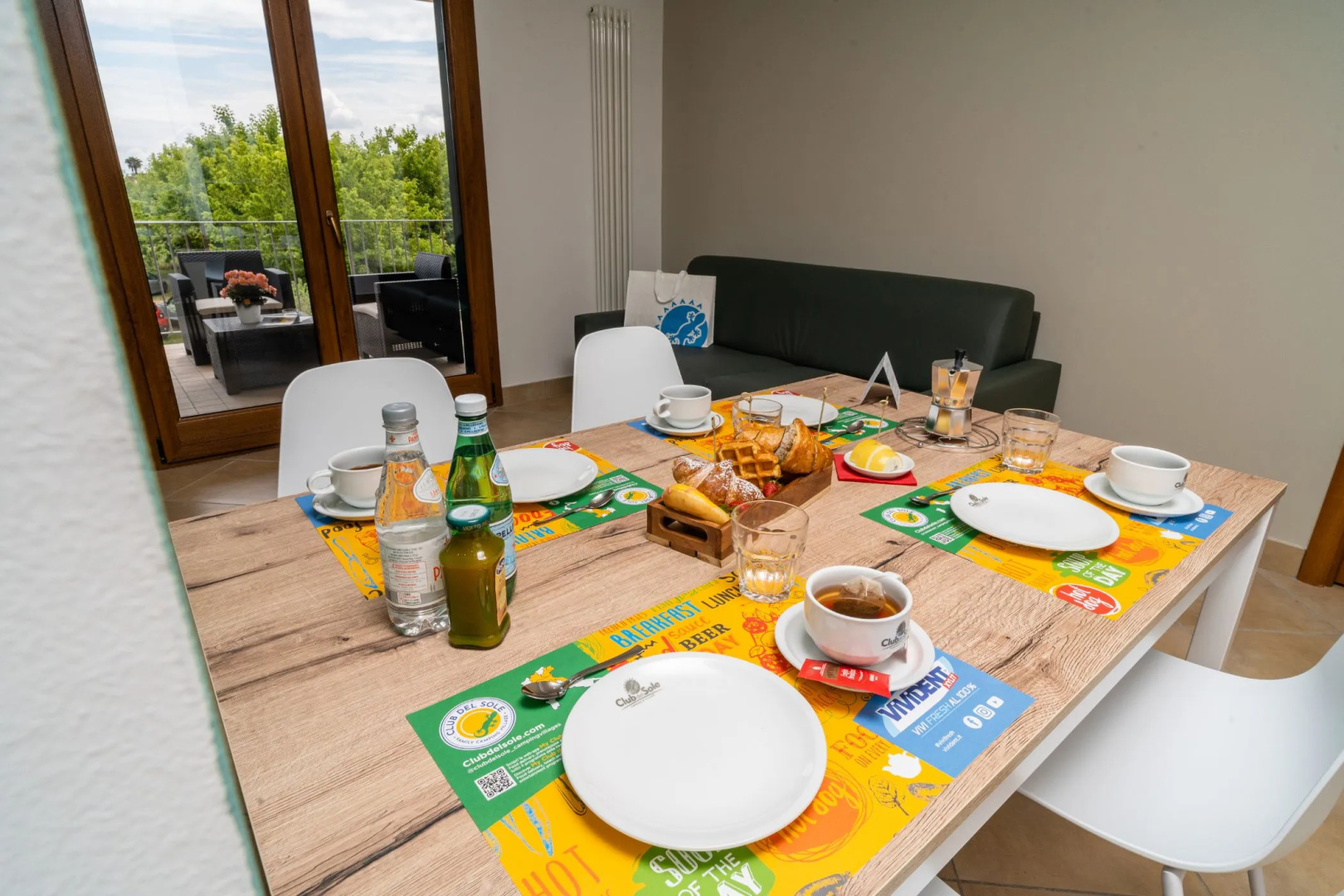 Club Del Sole Stork Family Collection
