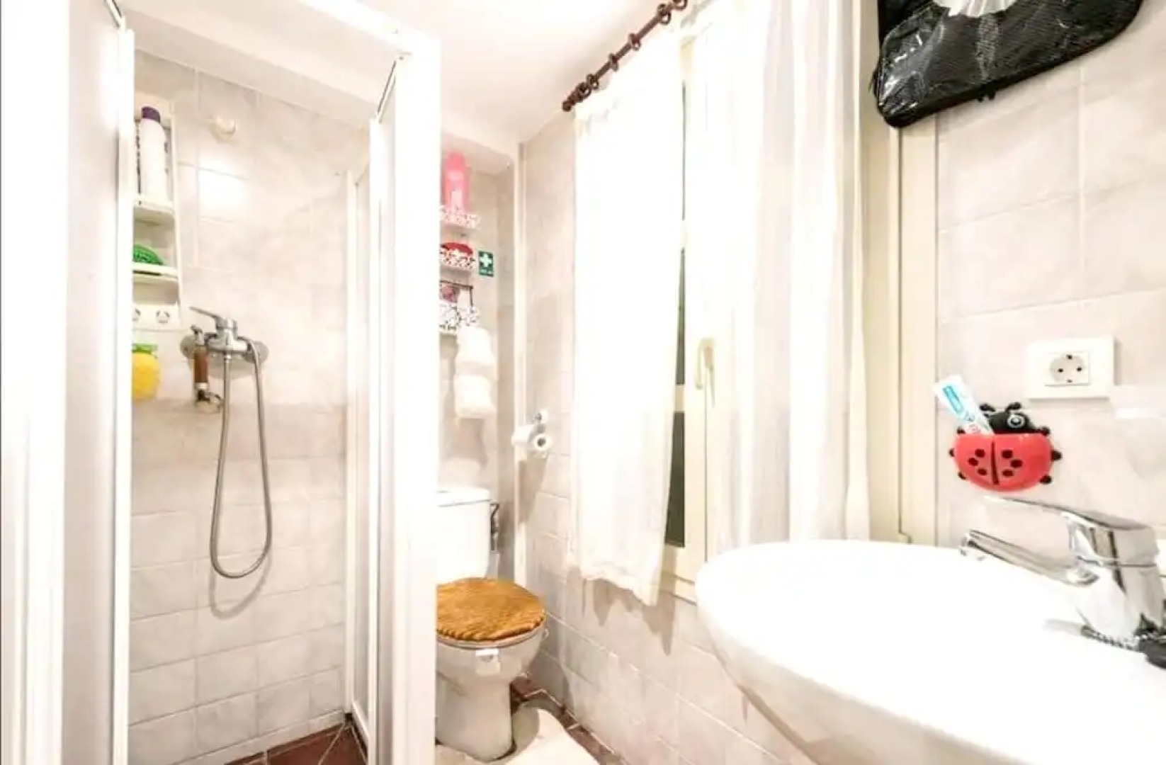 House With 2 Bedrooms in San Lorenzo de El Escorial, With Wonderful Mountain View, Enclosed Garden and Wifi Near the Slopes