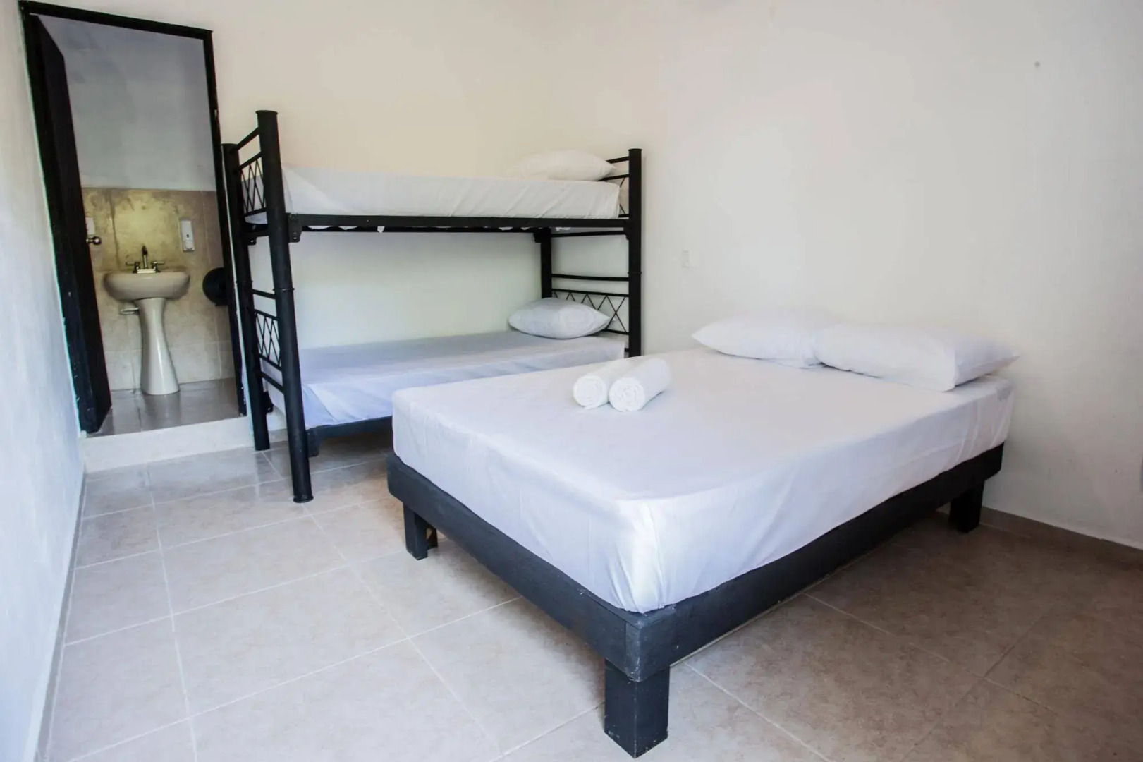 Che Tulum Hostel & Bar