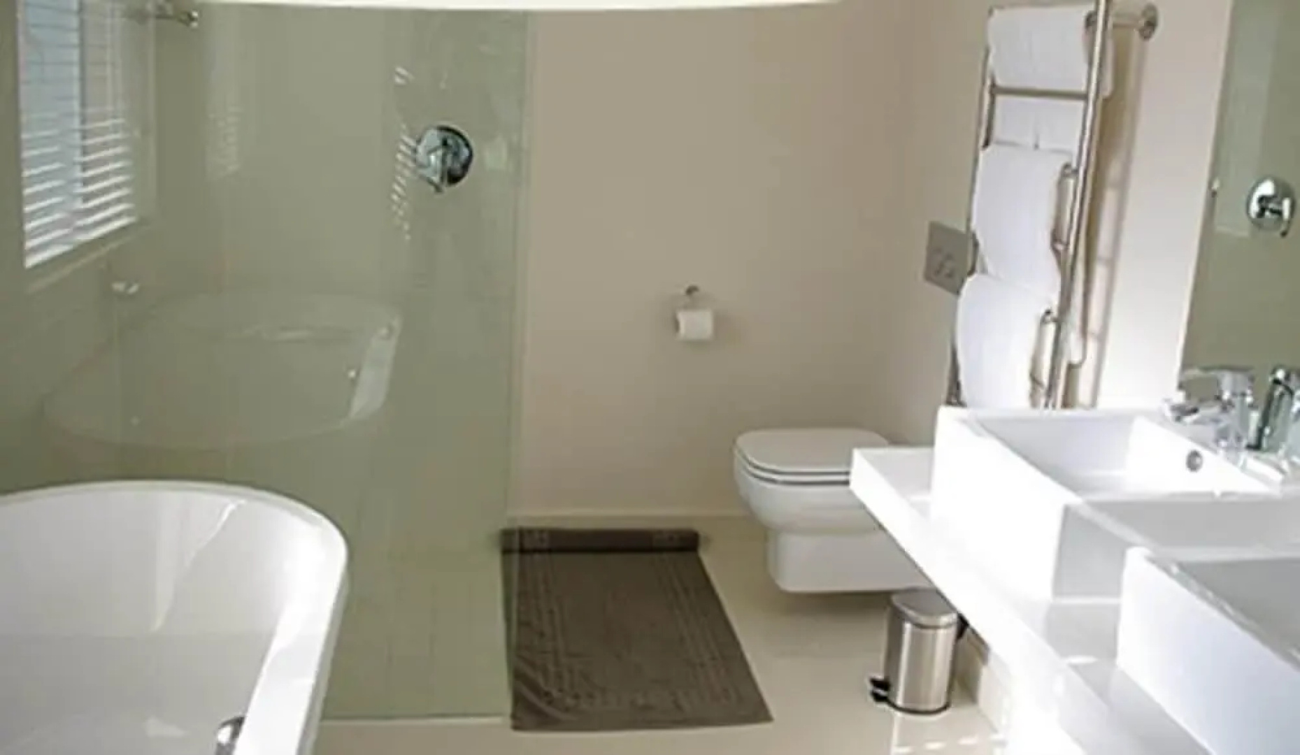Kowie River Guest House