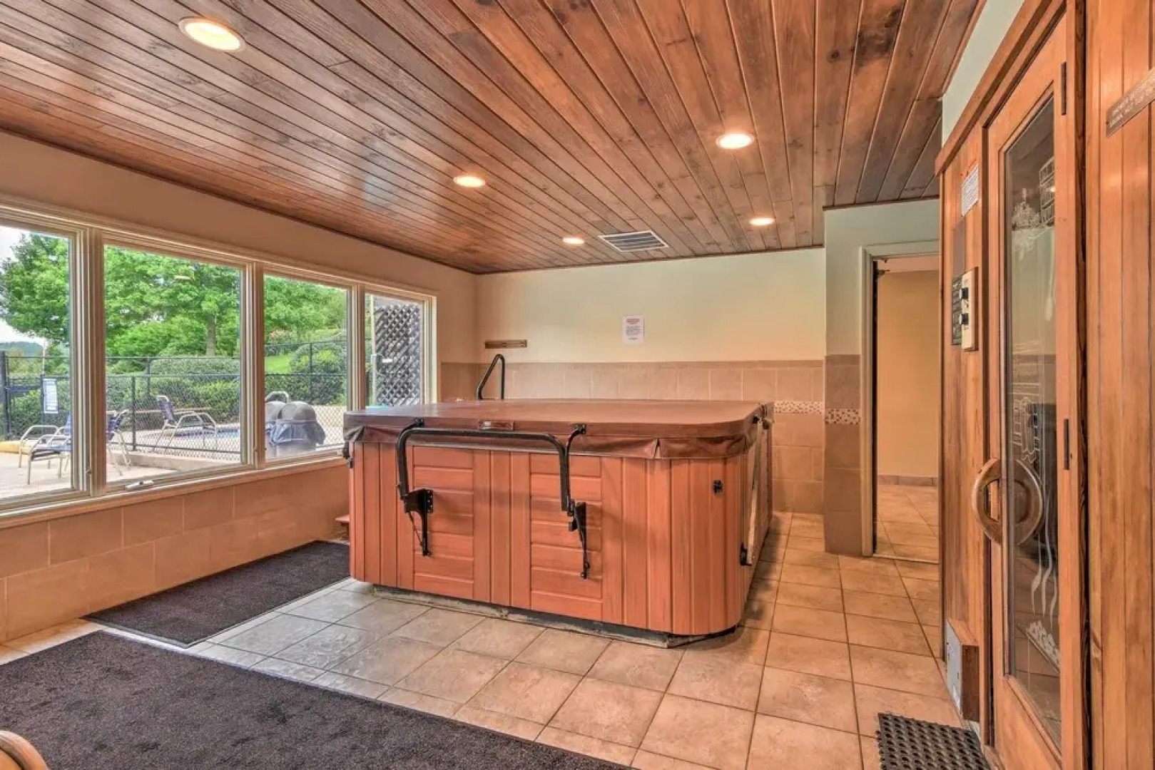 Spacious Sky Valley Home With Resort Perks!