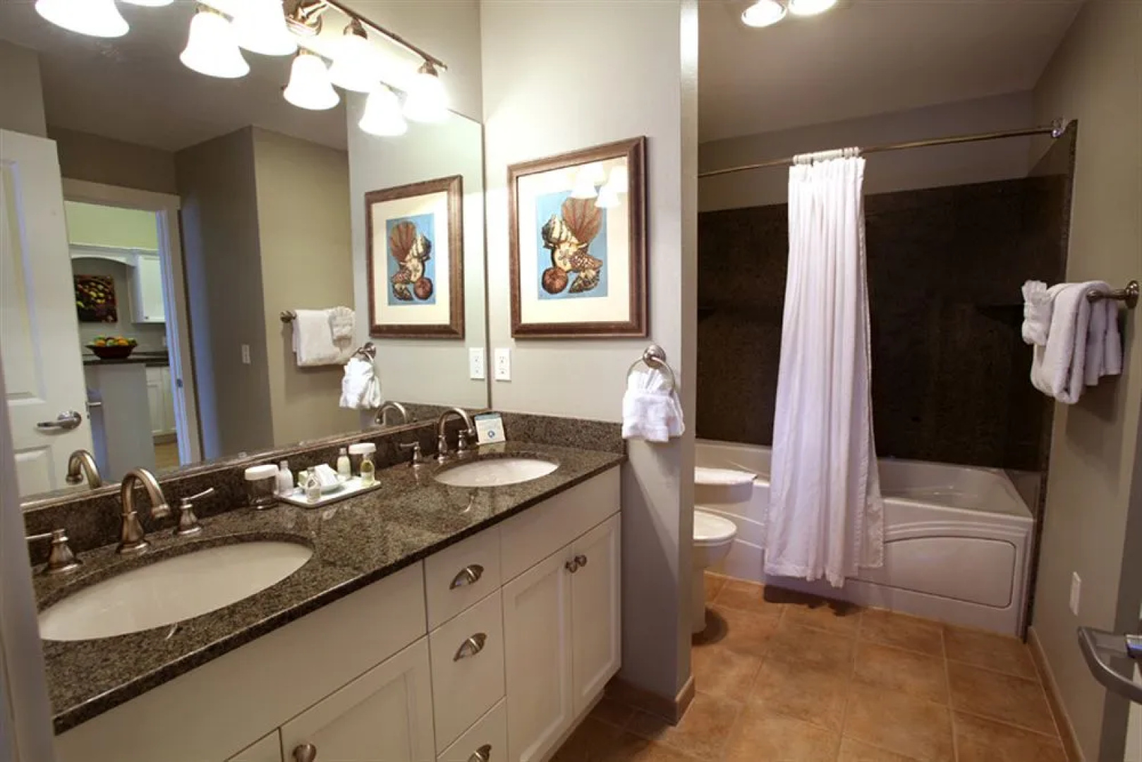 Rivertide Suites Hotel