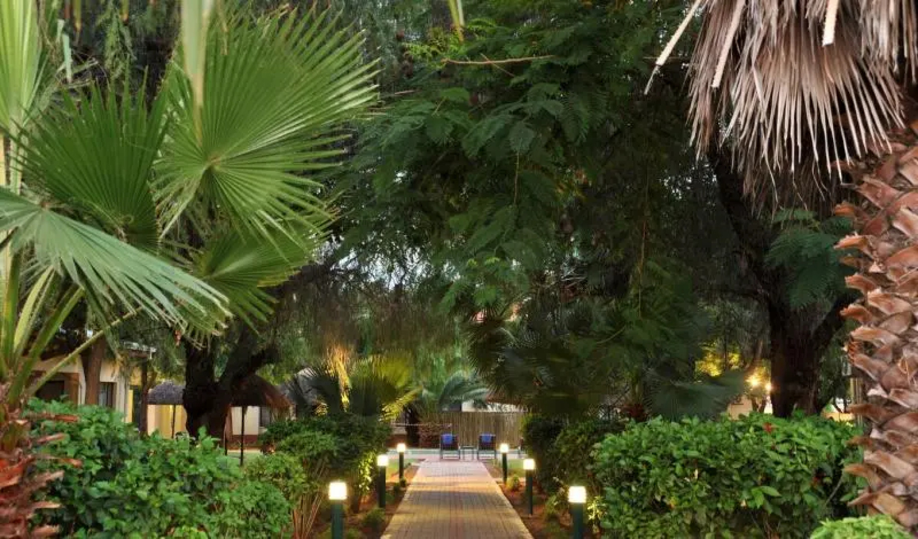 Cresta Botsalo Hotel