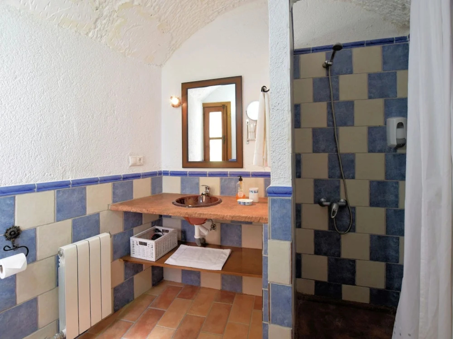 Cave House With Private Terrace on a Small Complex