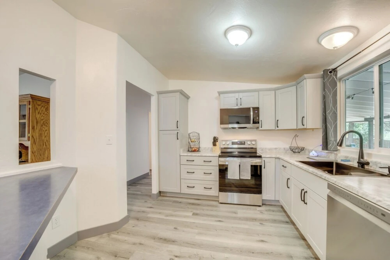 Snowy Peak Views & Cozy Game Nights: Pine Home