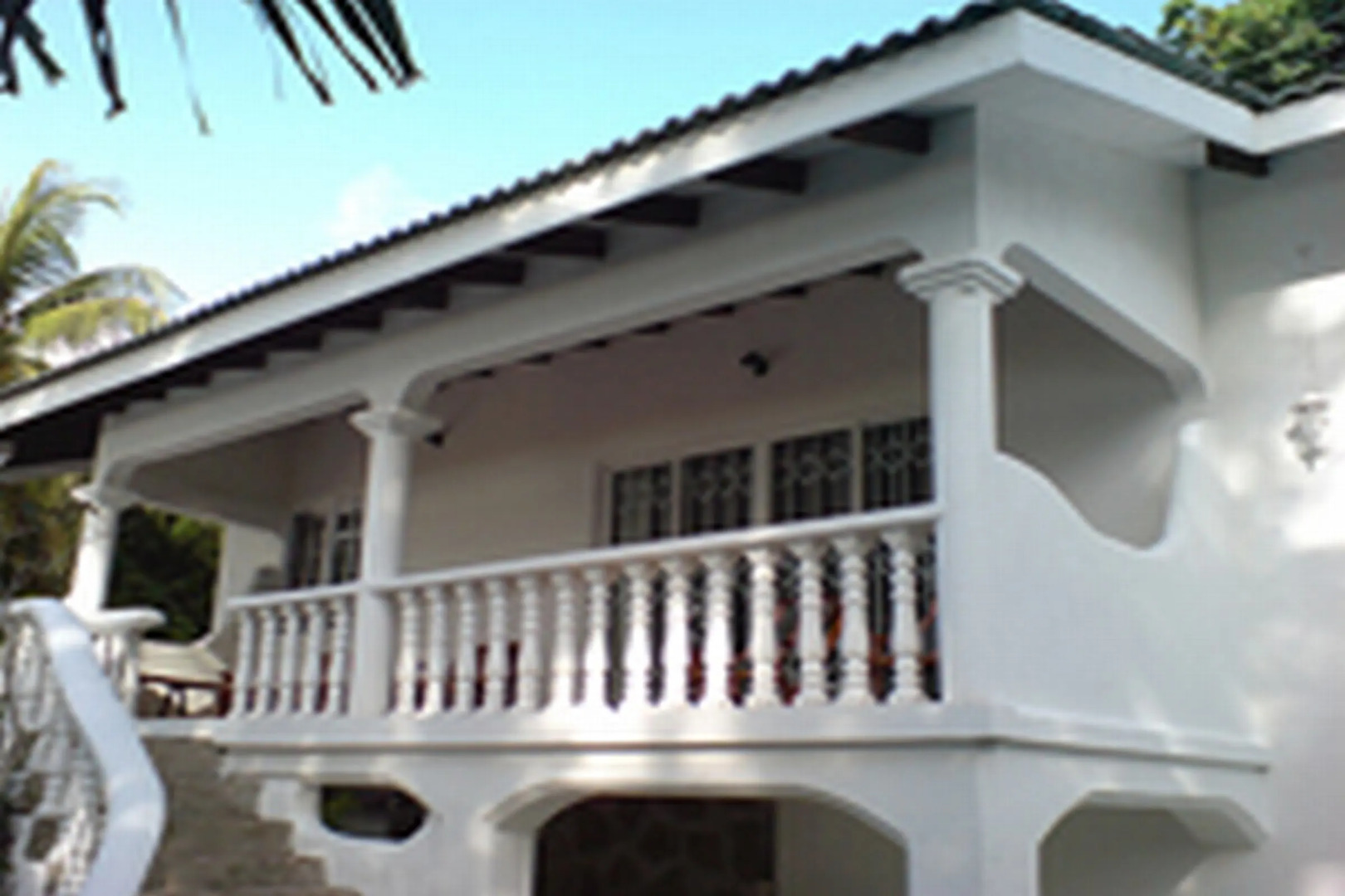 Lazare Picault Hotel