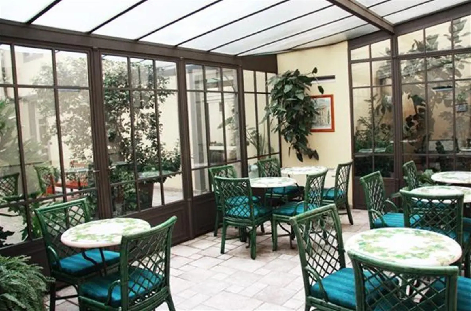 LHP Hotel River & SPA