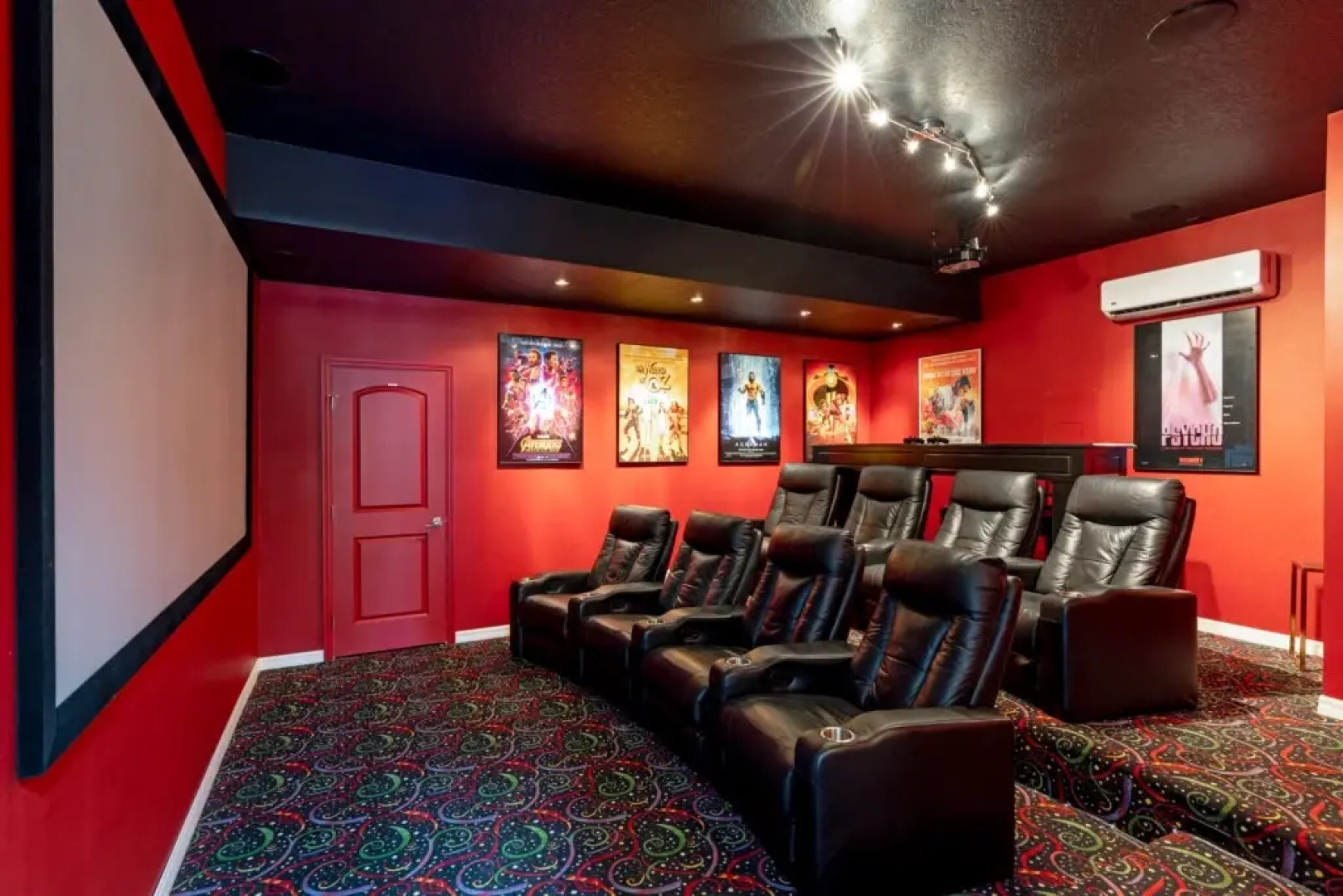 Watersong Dream- Theatre Room, Games, Pool & Spa, Davenport, US