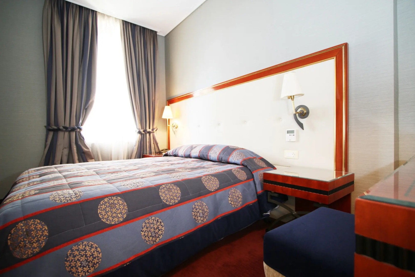 Piraeus Theoxenia Hotel