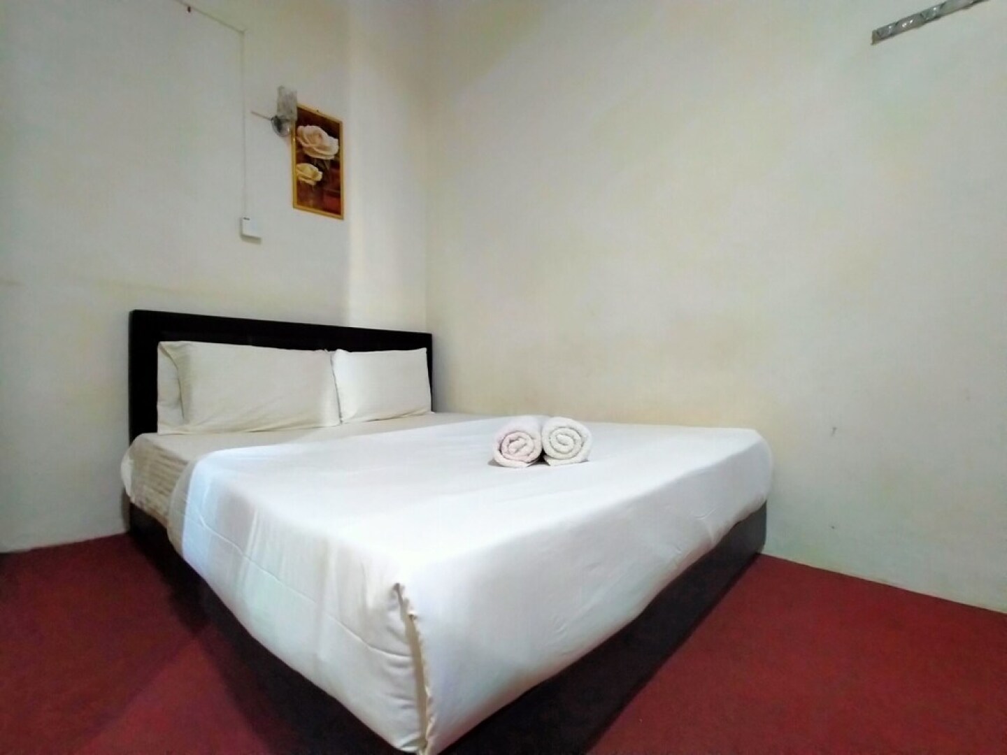 Rz Gold Hotel by OYO Rooms