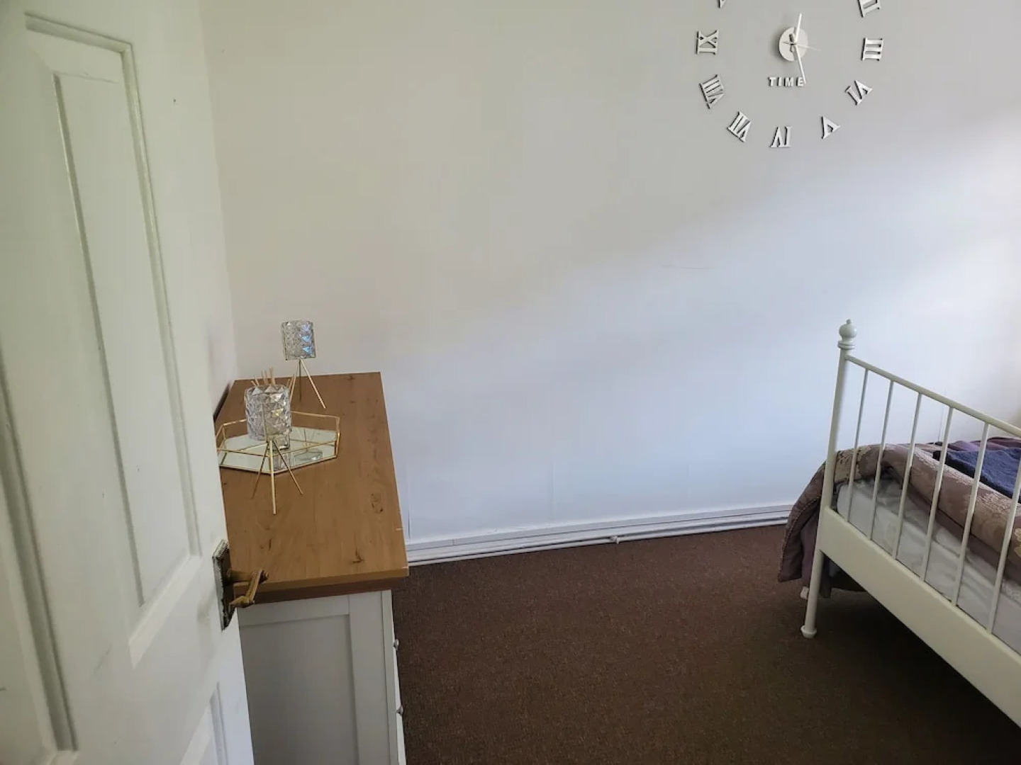 Stunning 2-bed Flat in Haverfordwest