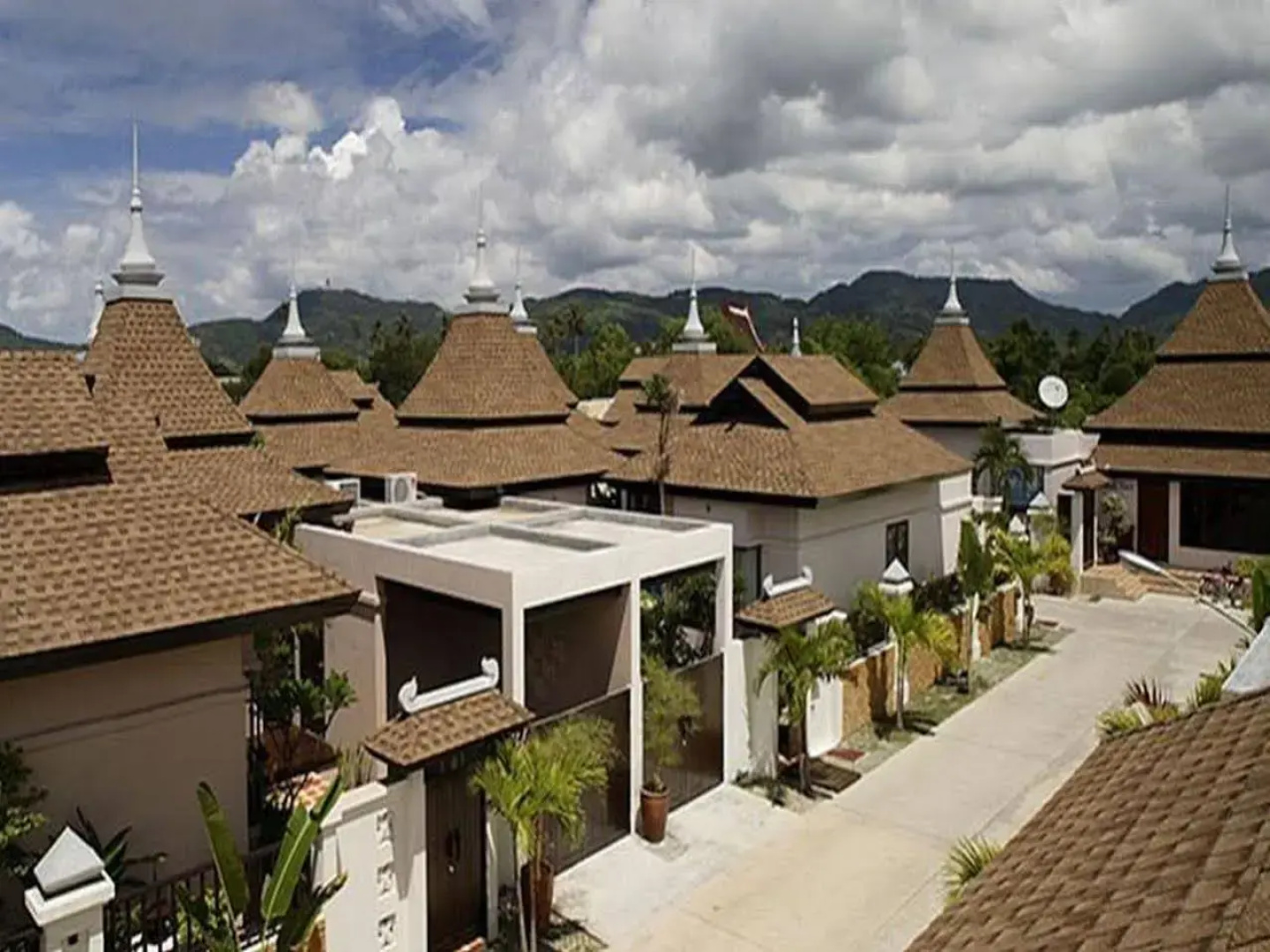 Chalong Poolvilla