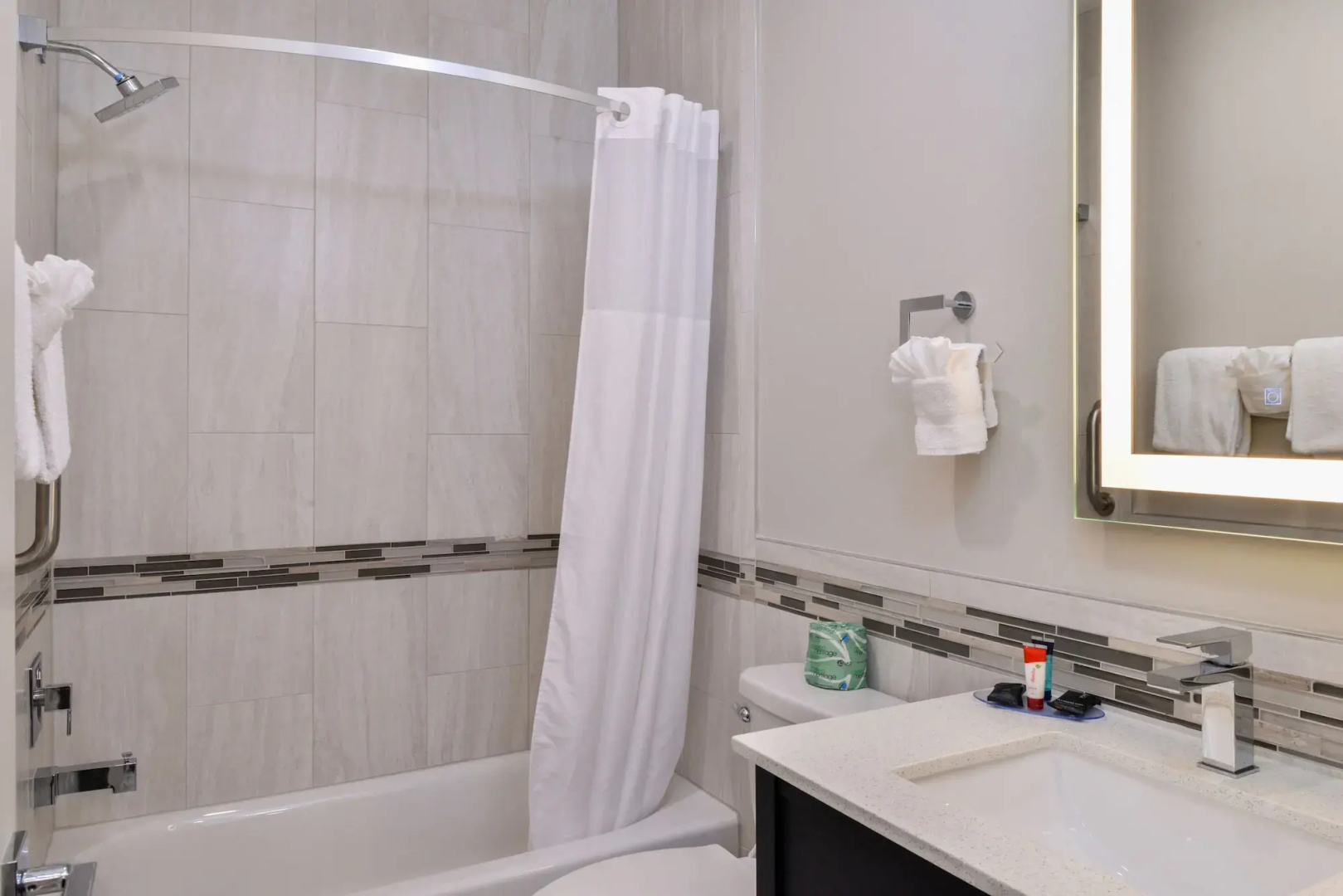 Palace Inn Blue Tomball Parkway