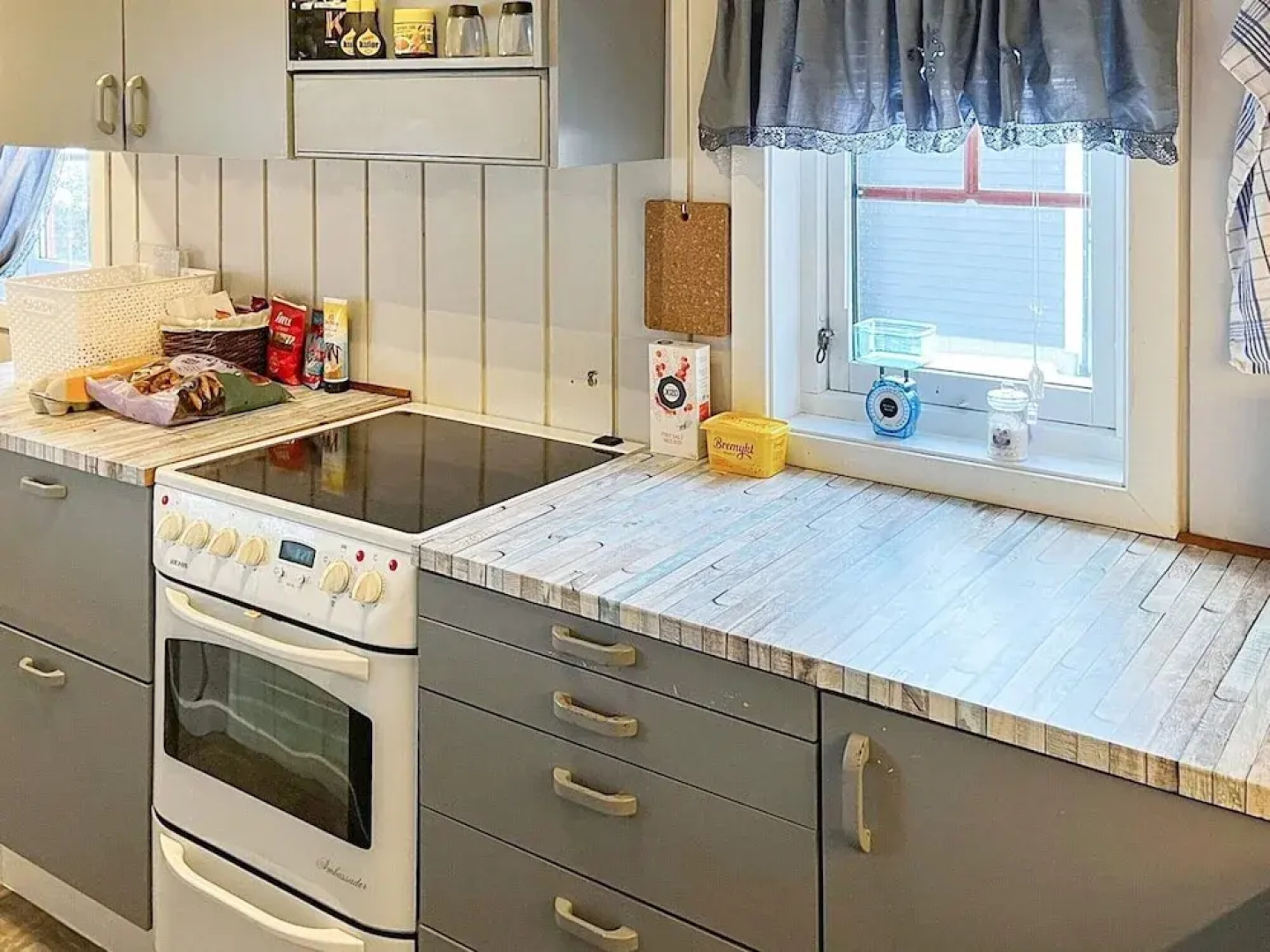 4 Person Holiday Home in Skulestadmo