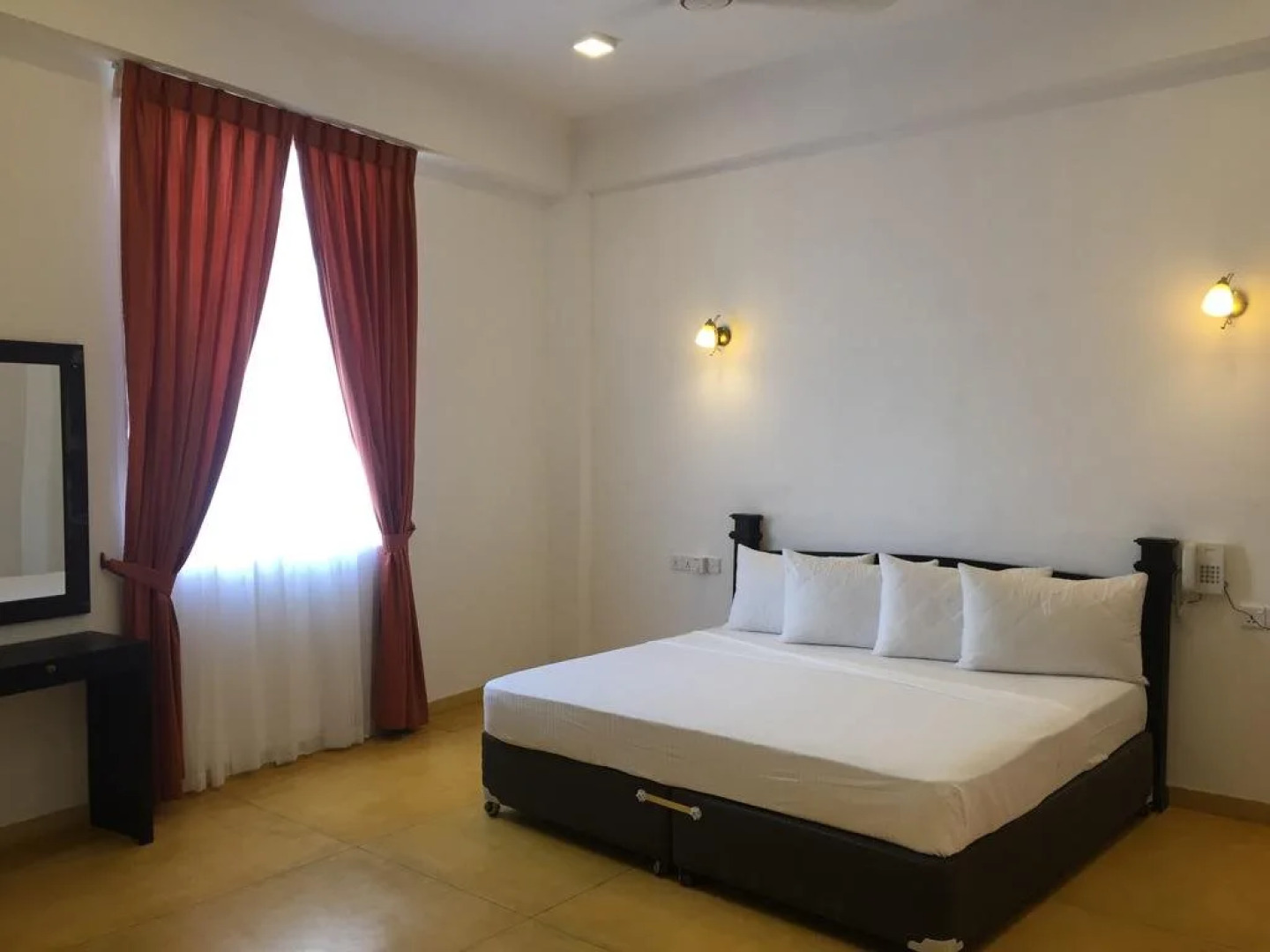 Glenloch Tea Factory Hotel