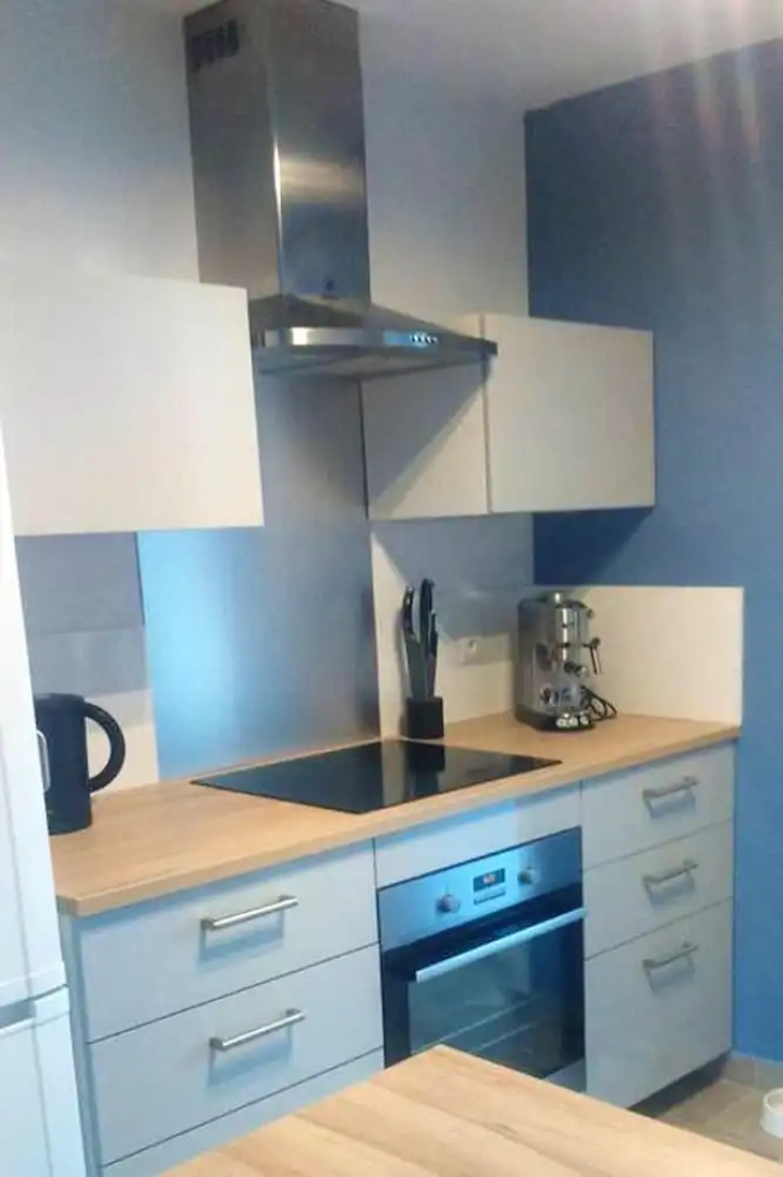 Apartment with 2 Bedrooms in Le Pradet, with Wonderful Mountain View, Furnished Balcony And Wifi - 700 M From the Beach