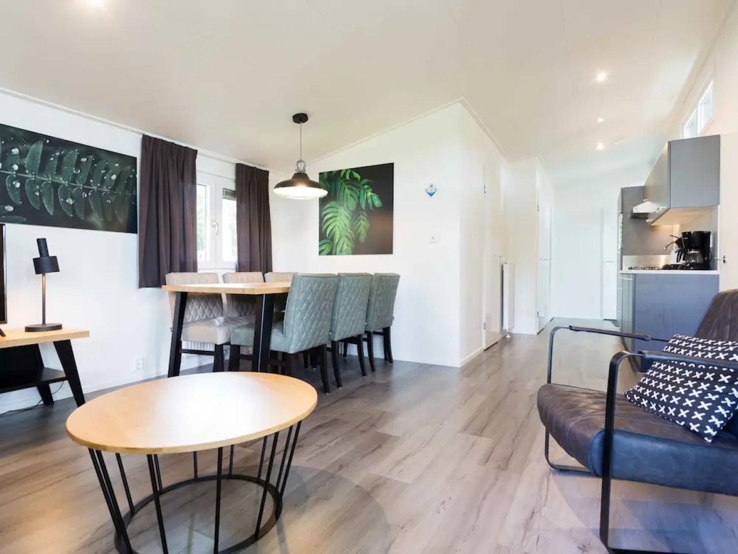 Modern Chalet Near De Veluwe National Park