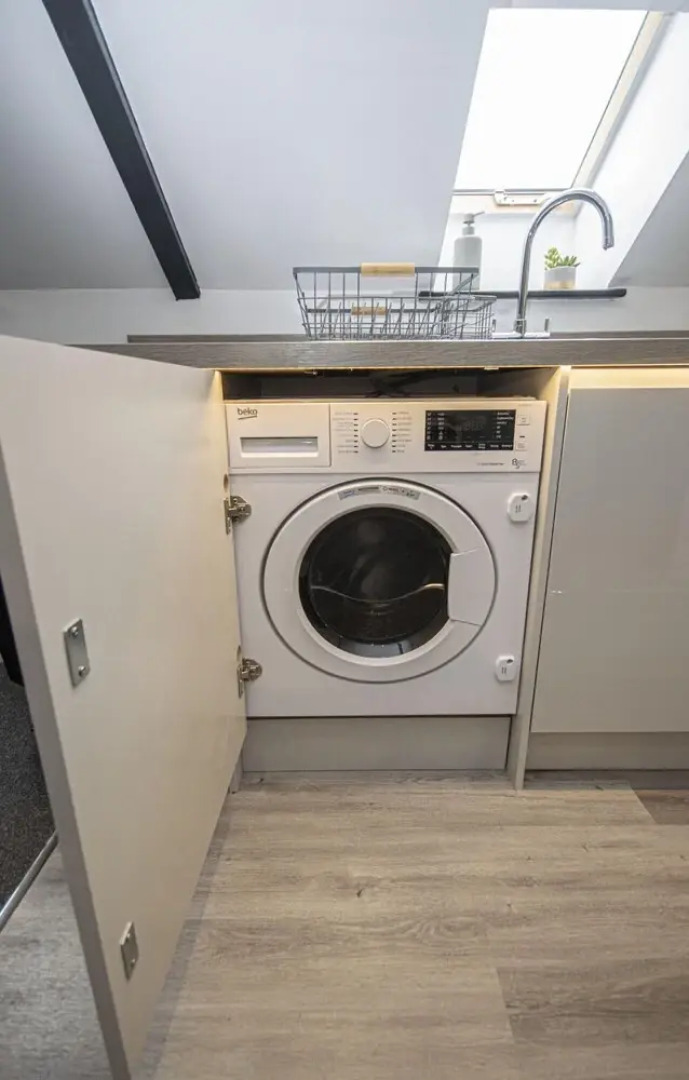 Thomas Chambers Lovely Self-catering Studio-loft Apartment Located Within a Beautifully Renovated