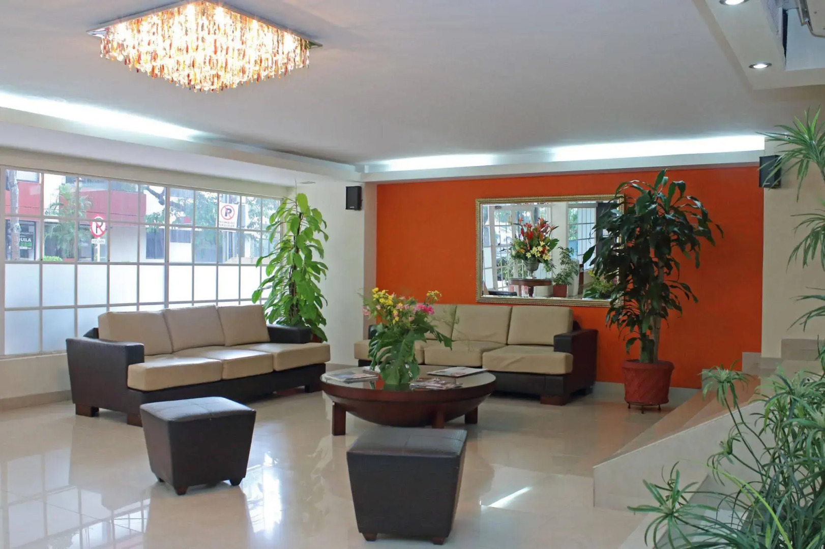 Hotel Plaza Versalles