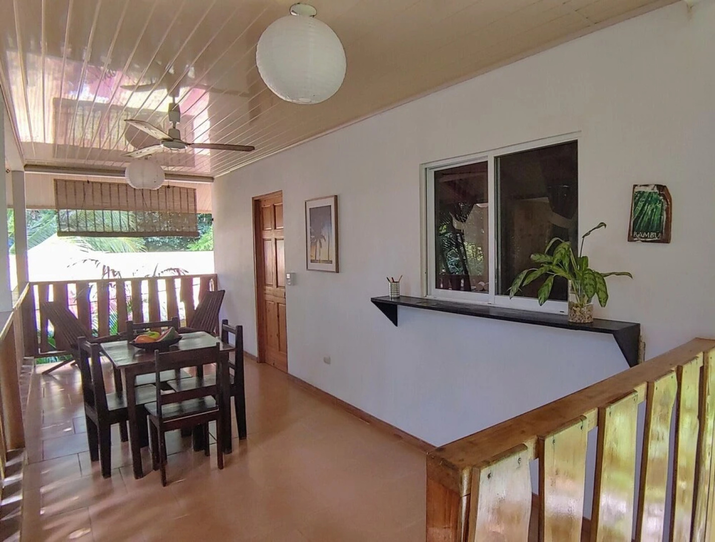 Colibri Surf House & Flats