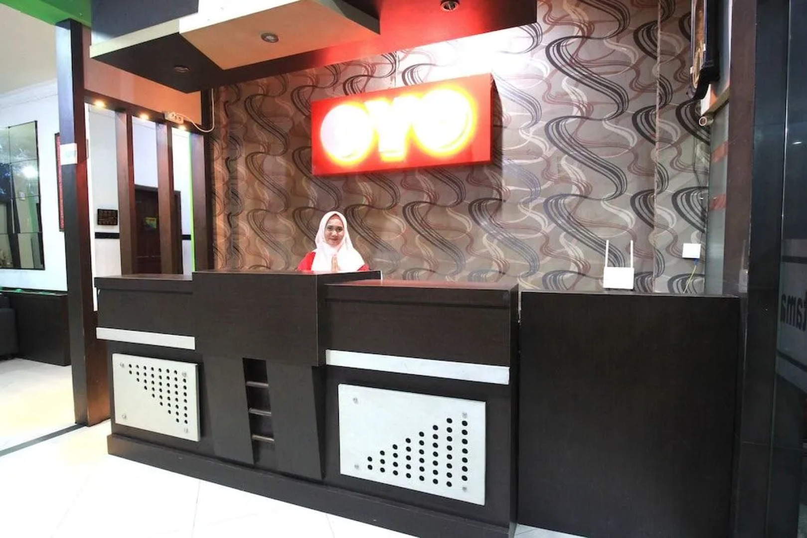 OYO 717 Hotel Dharma Utama Syariah