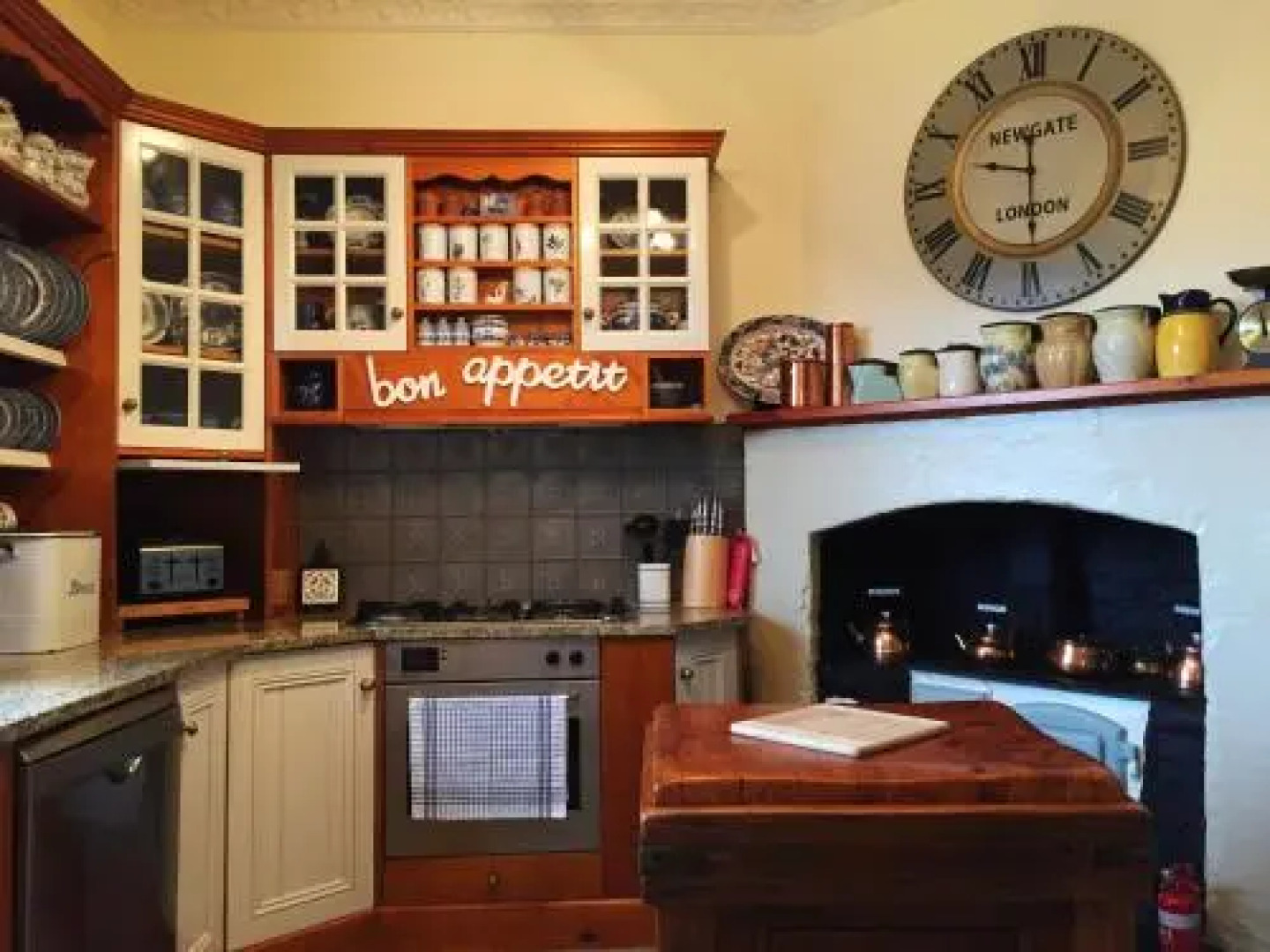 Ellie's Place on City Park