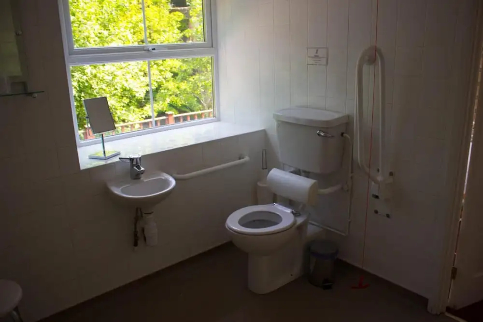 The Elks Head – Whitfield