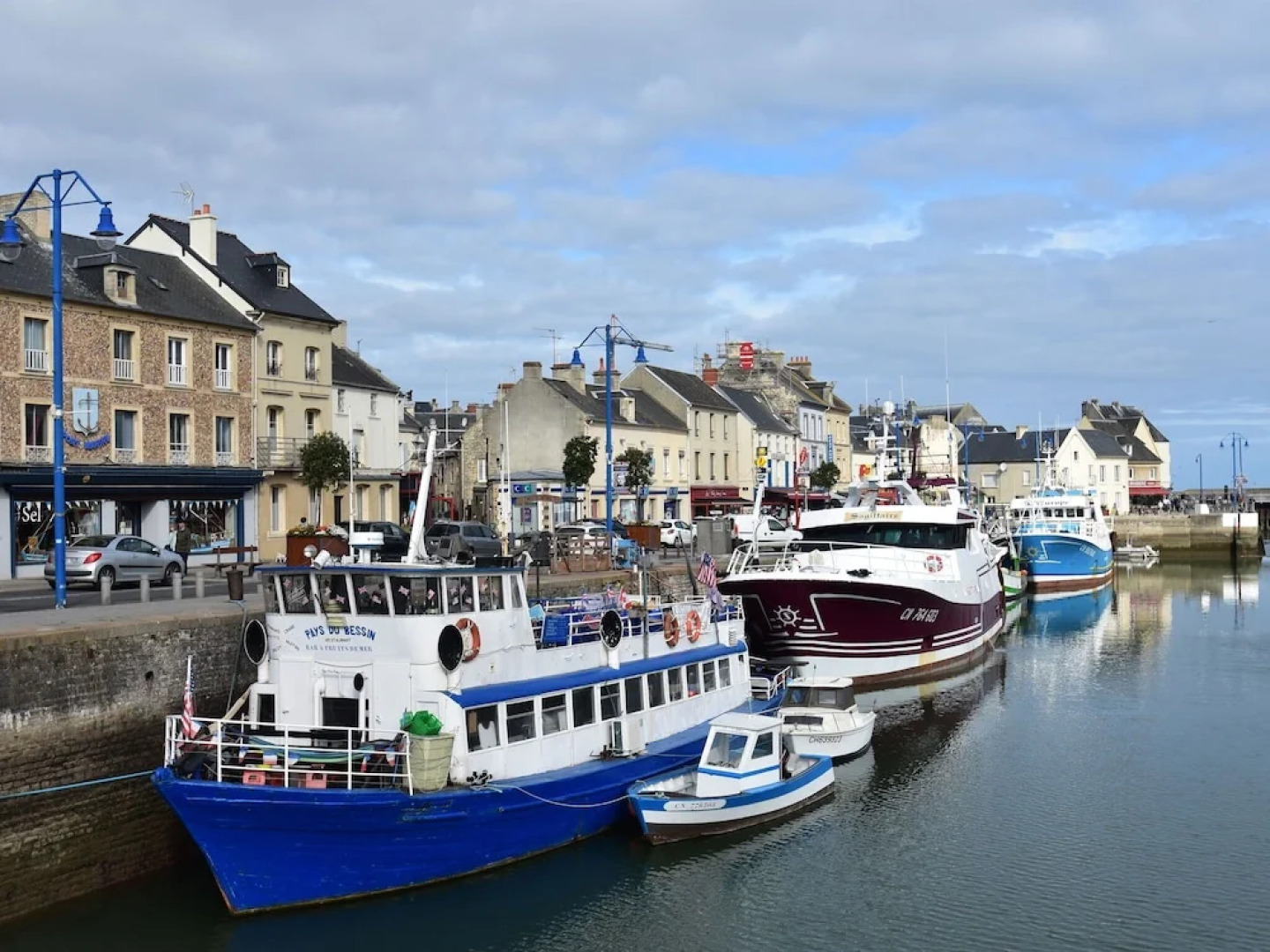 Luxury Home in Magny-en-bessin With Garden, Beach at 4km