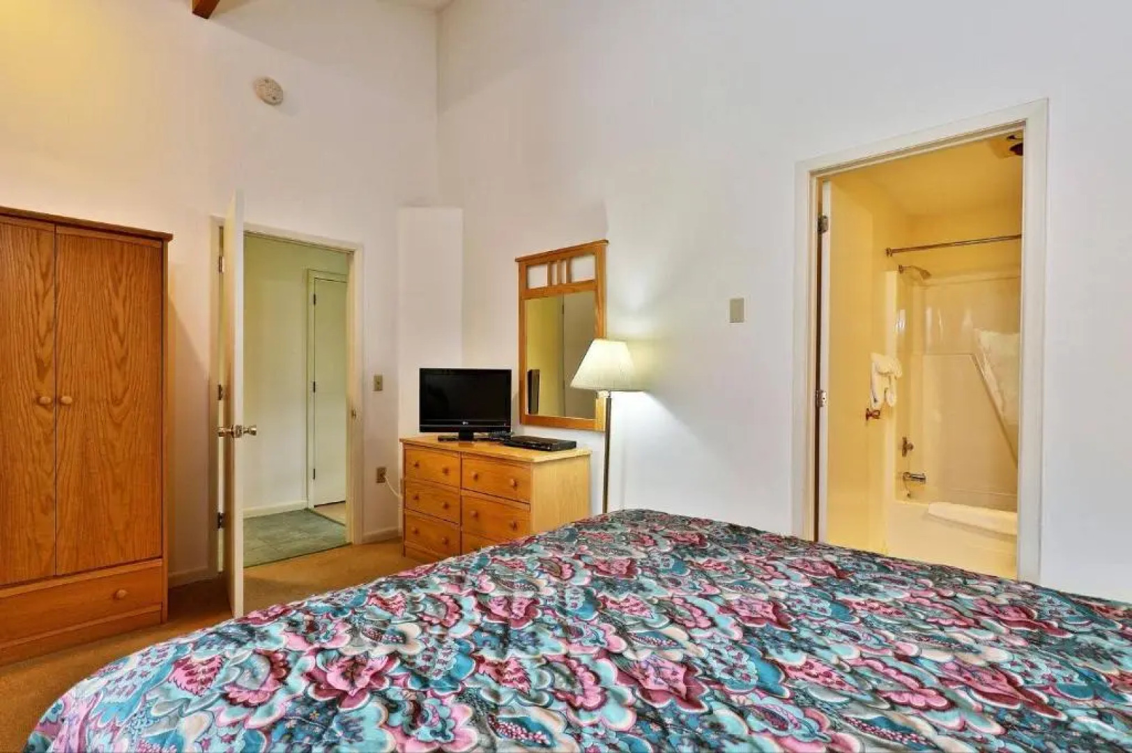 21202 Cedarbrook two bedroom Suite