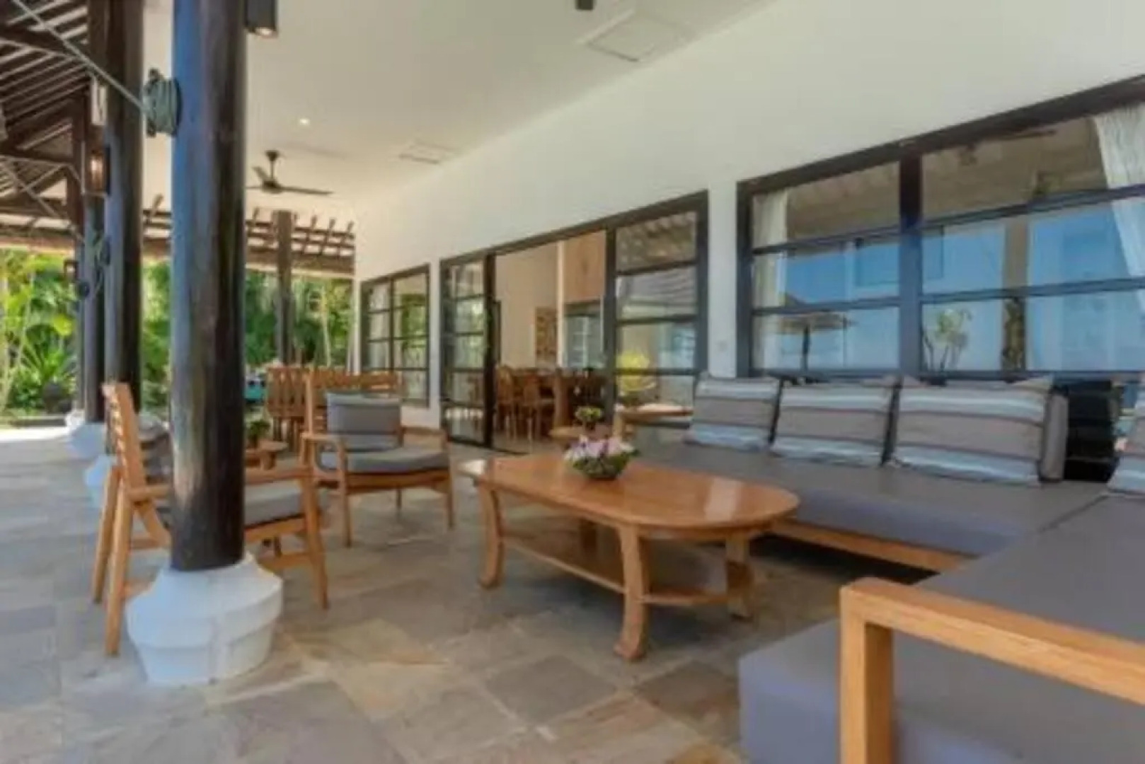 Villa Lovina Beach 1