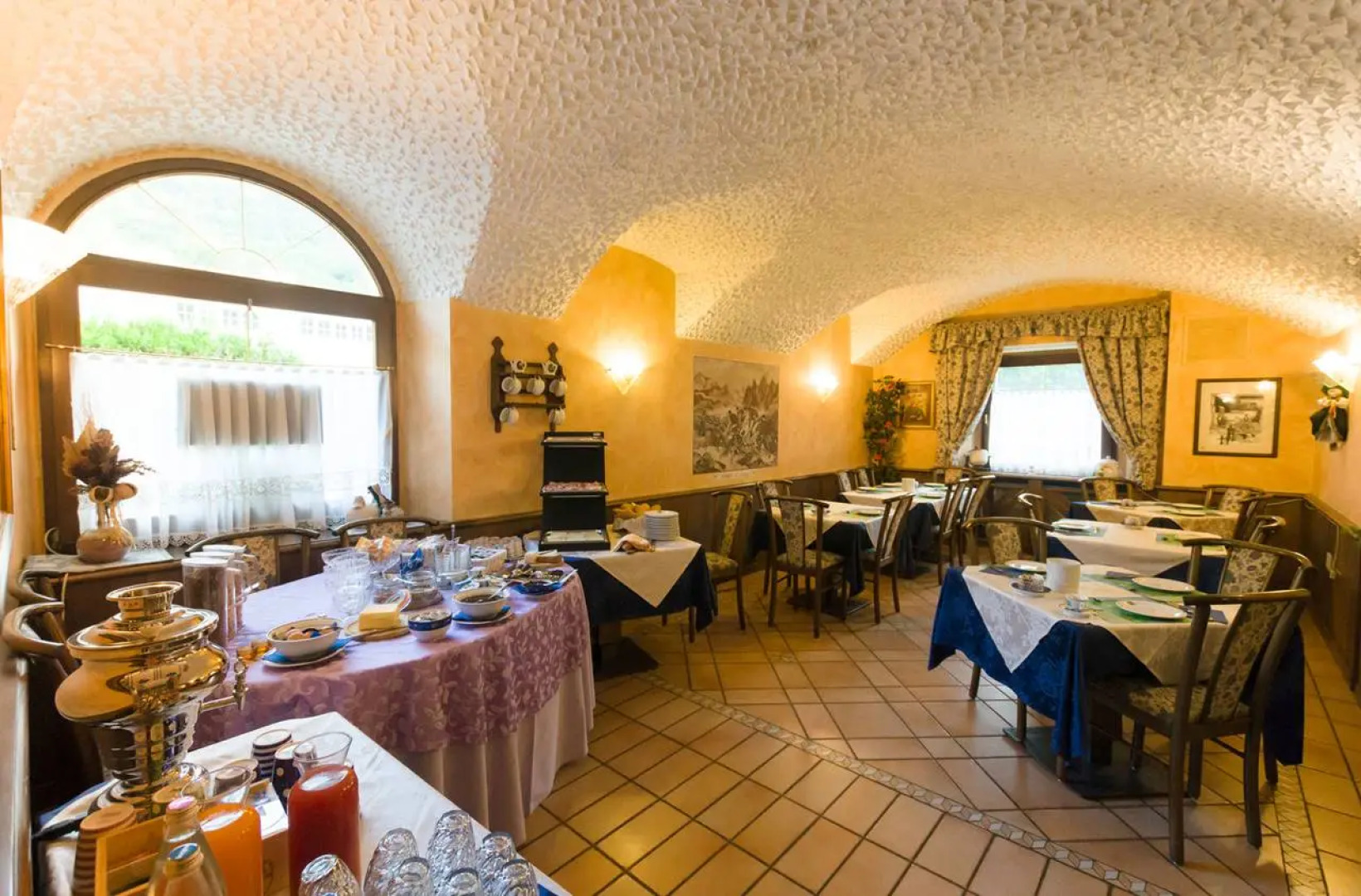 Albergo Ristorante Aurora