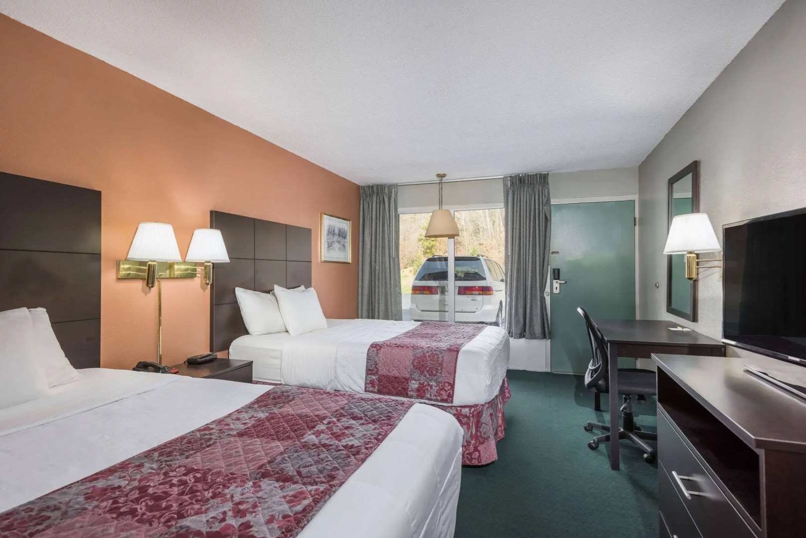 Days Inn by Wyndham Jellico - Tennessee State Line