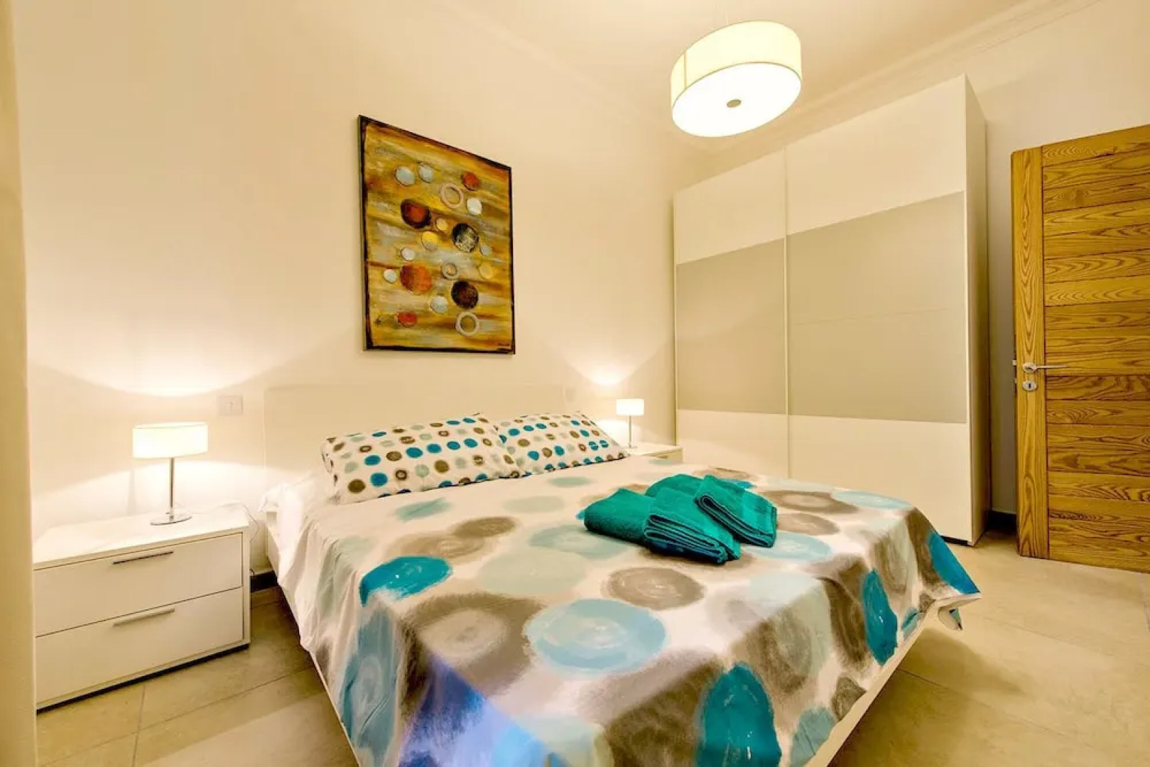 Luxury Apartment With Pool and Terrace, Top Location