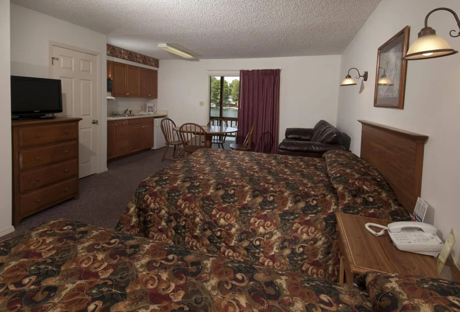 Country Inn Lake Resort