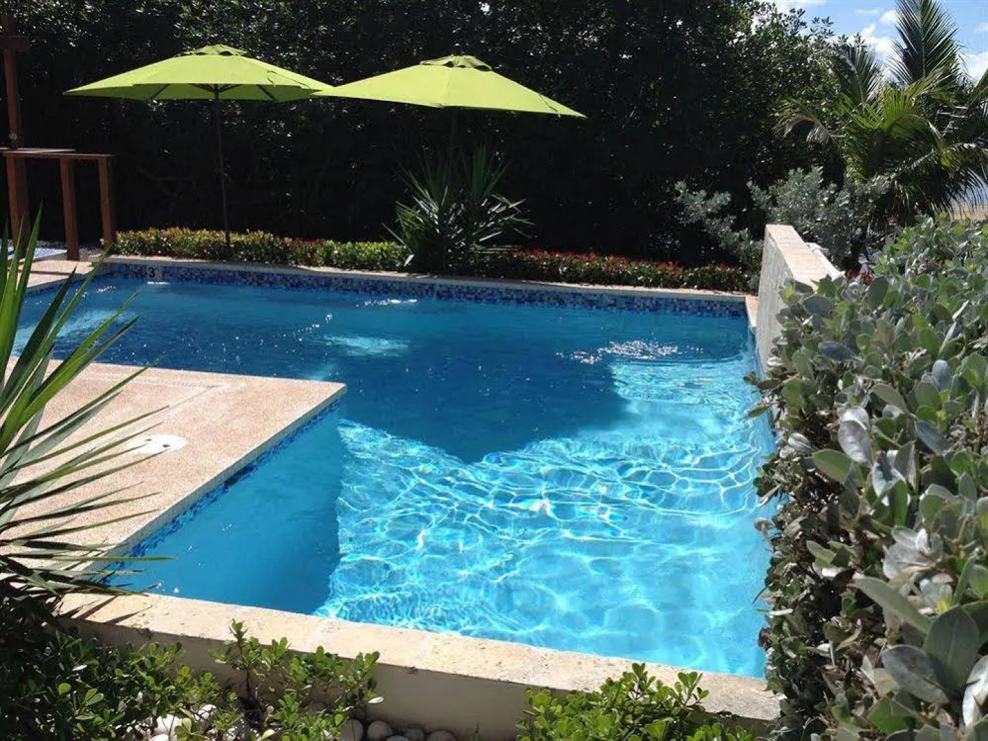 Tarpon's Nest Boutique Hotel