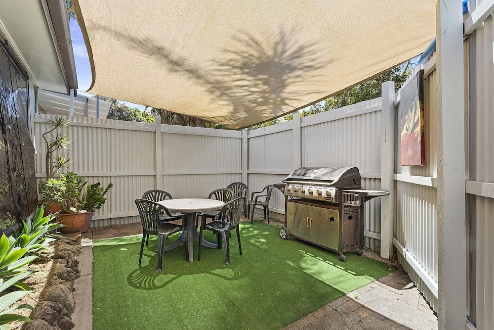 Morna Point Road 86A, Nell's Cottage