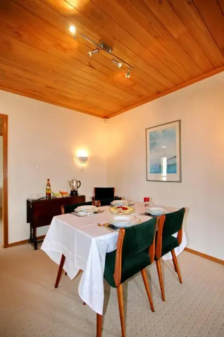 Absolute Beachview B & B