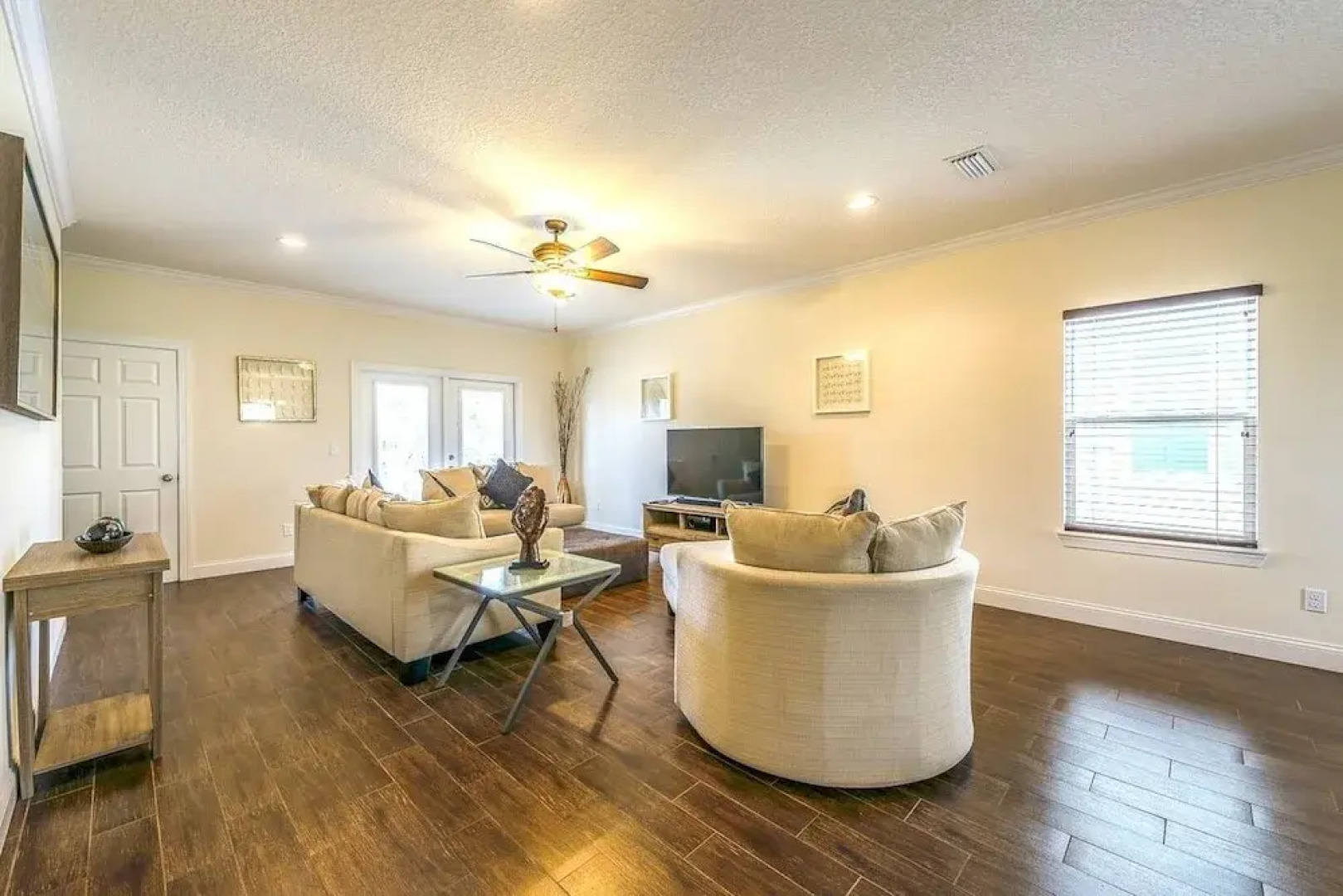 Luxury Living II - Modern Beach Townhouse