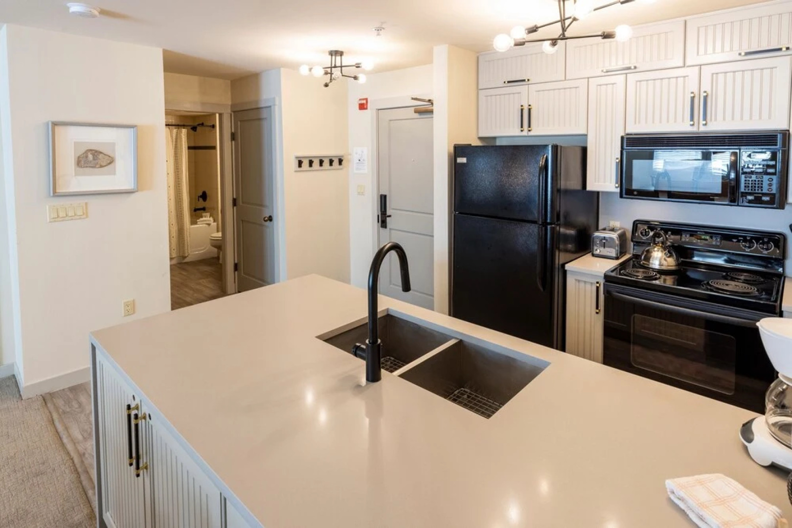 2204 - Two Bedroom Deluxe Eagle Springs East 2 Condo by RedAwning