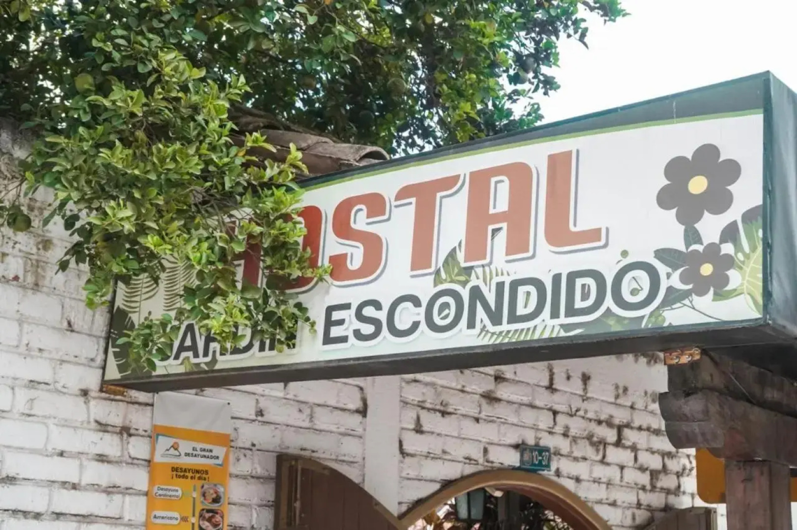 Hostal Jardín Escondido