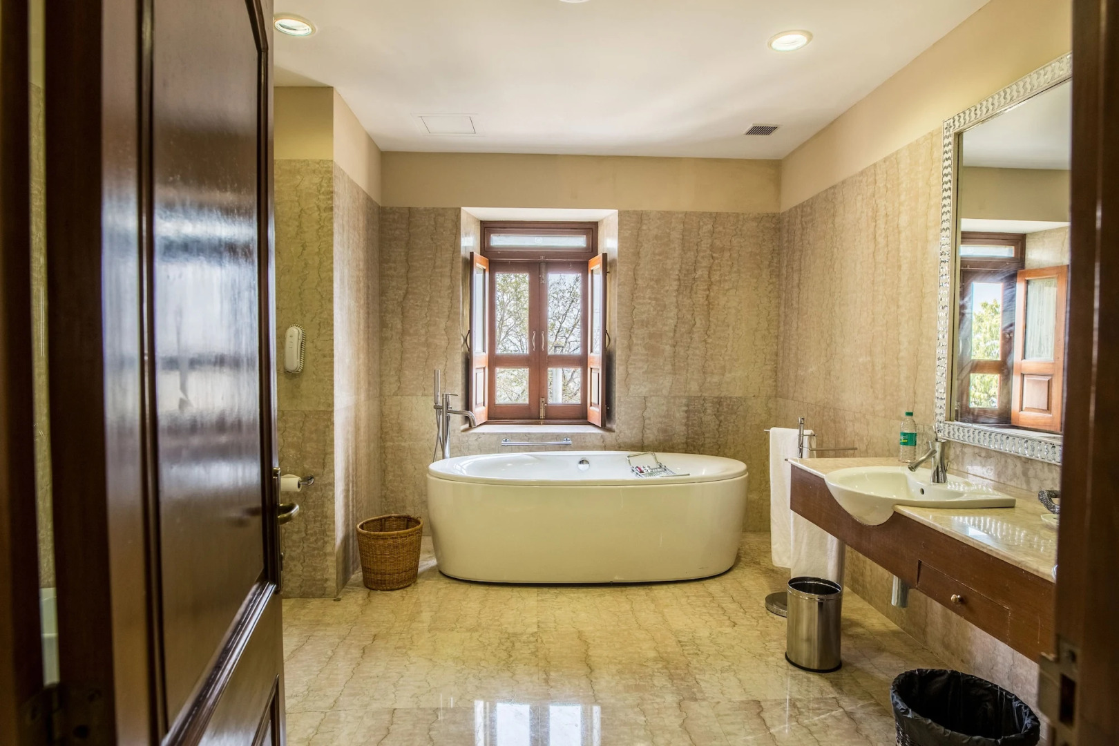 The Lalit Laxmi Vilas Palace