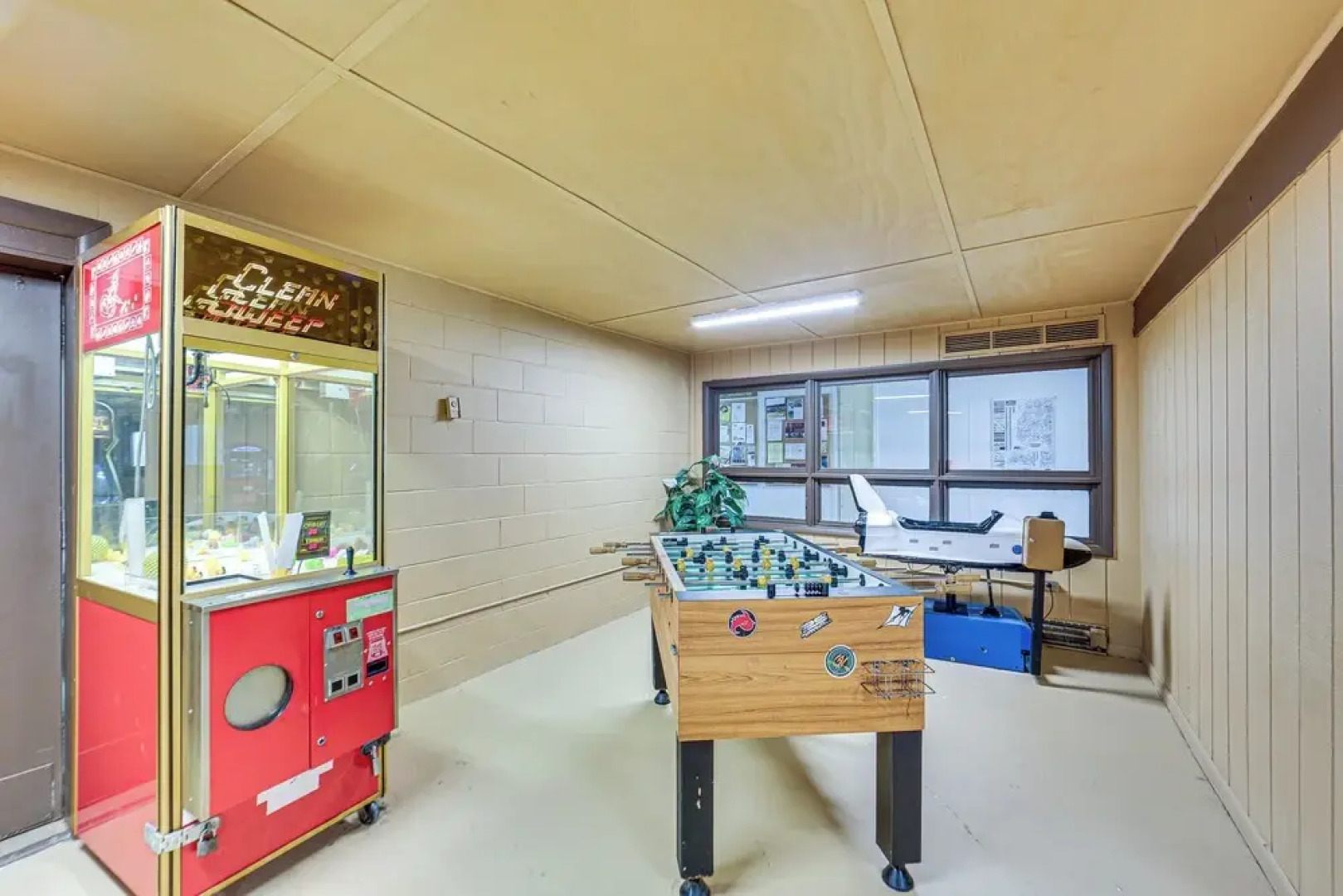 Walk to Alpine Lake: Terra Alta Cabin w/ Deck