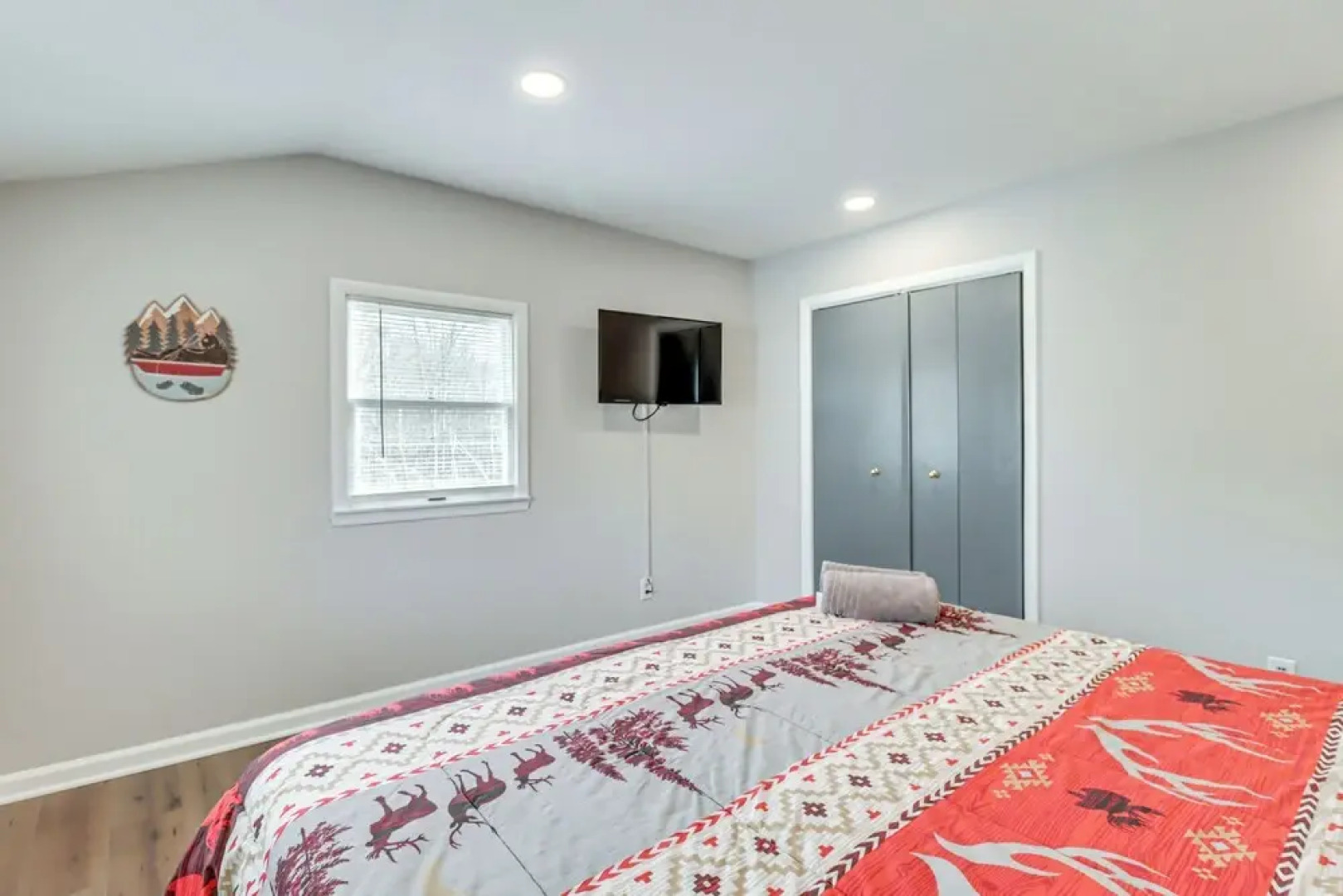 Fire Pit + Game Room: Spacious Poconos Retreat!